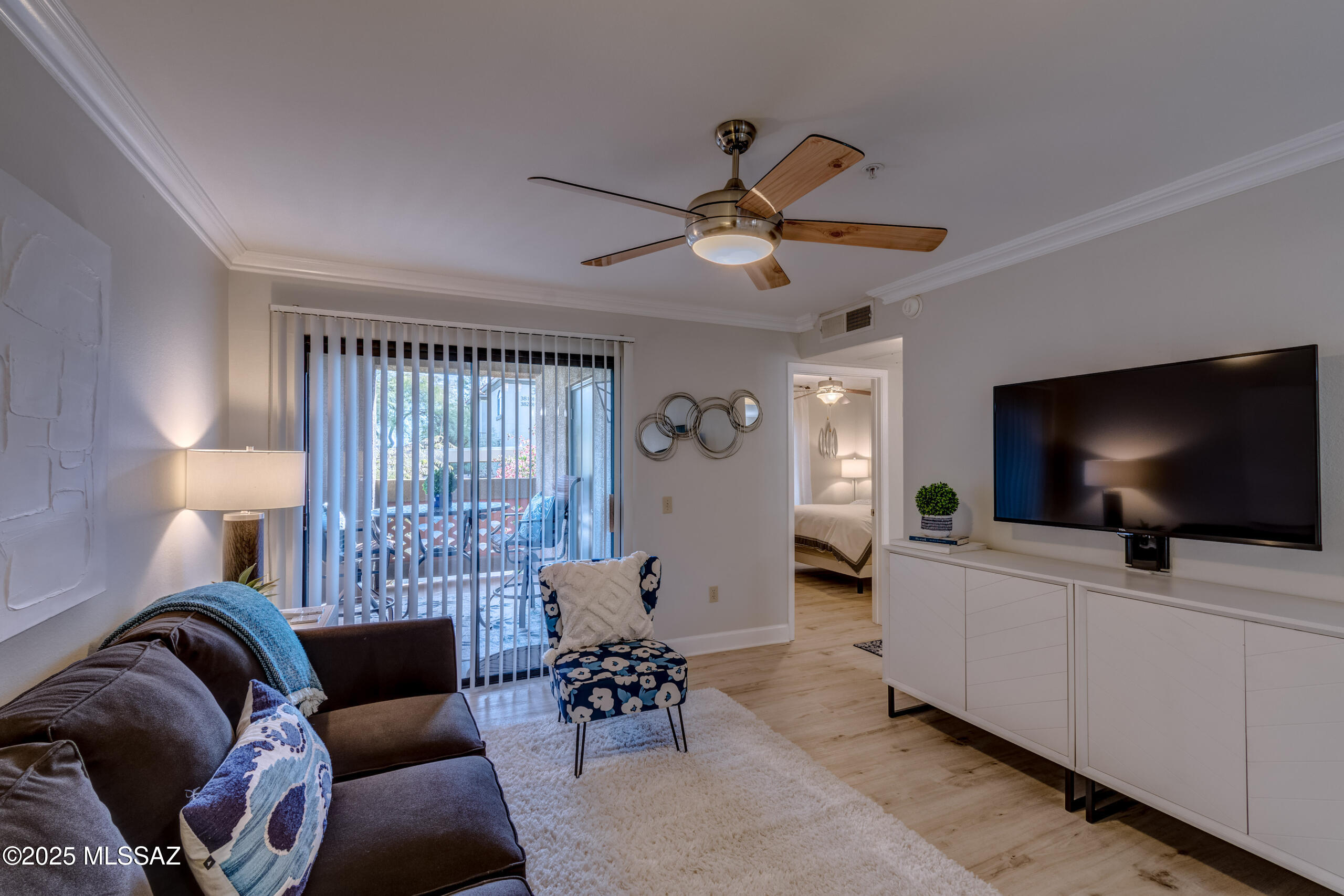 5751 N Kolb Road 7106