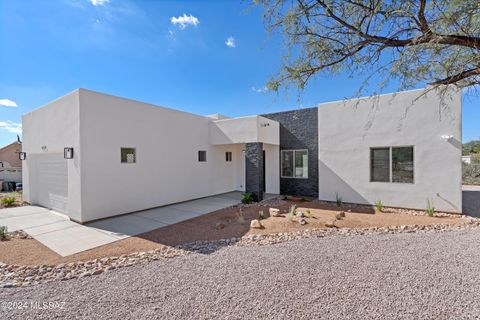 A home in Rio Rico