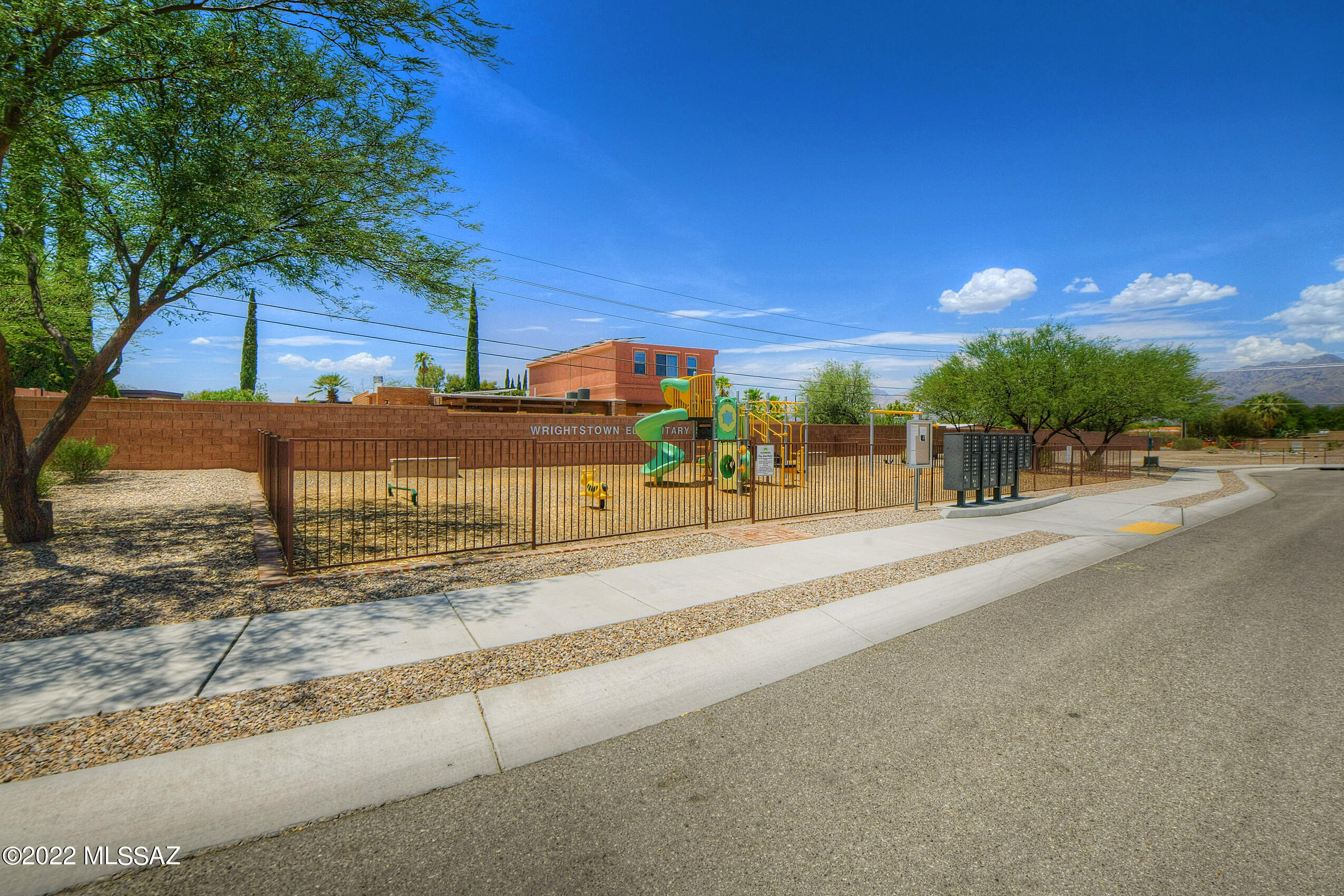 The Schoolyard SQ20152590529 - Residential