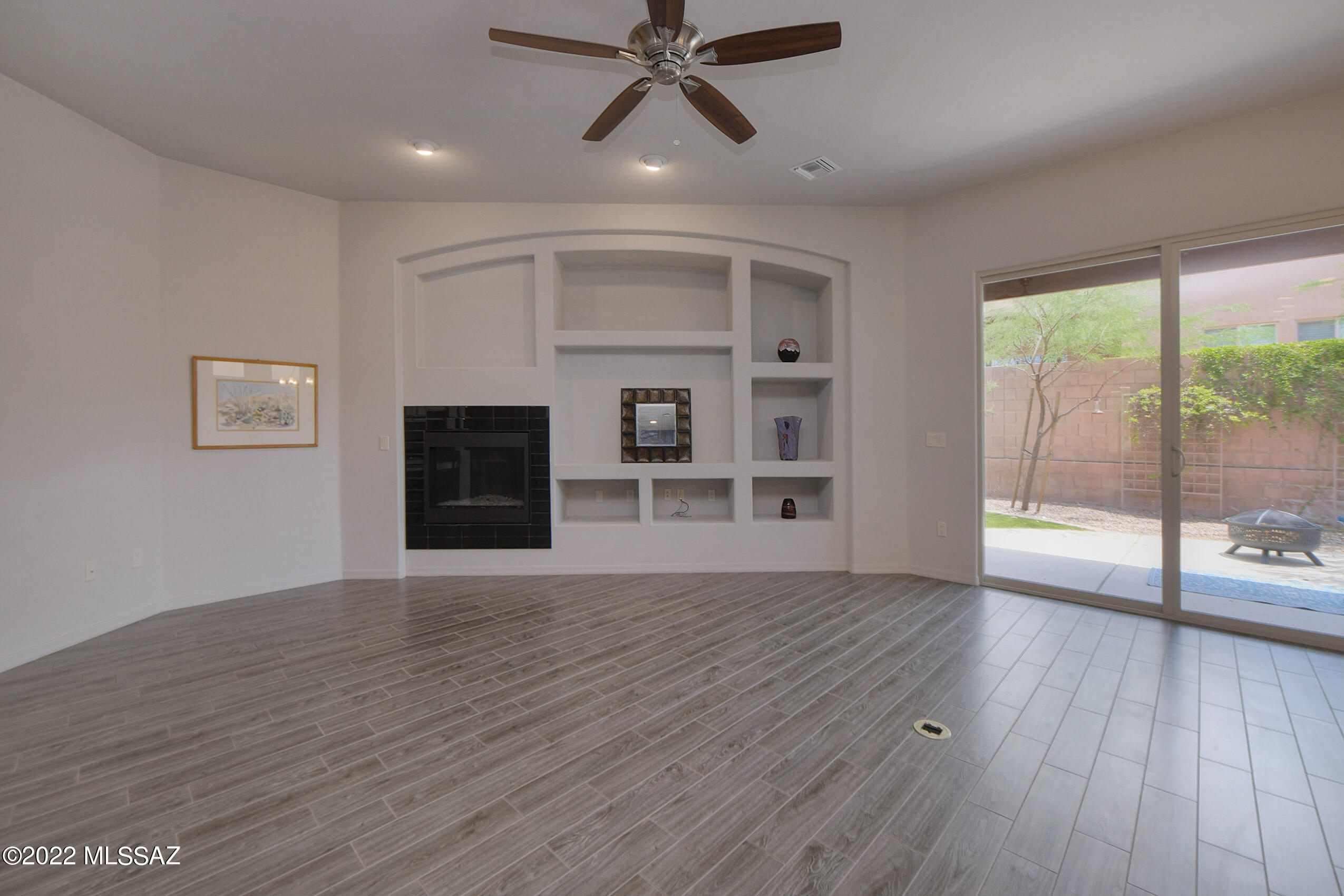 The Schoolyard SQ20152590529 - Residential