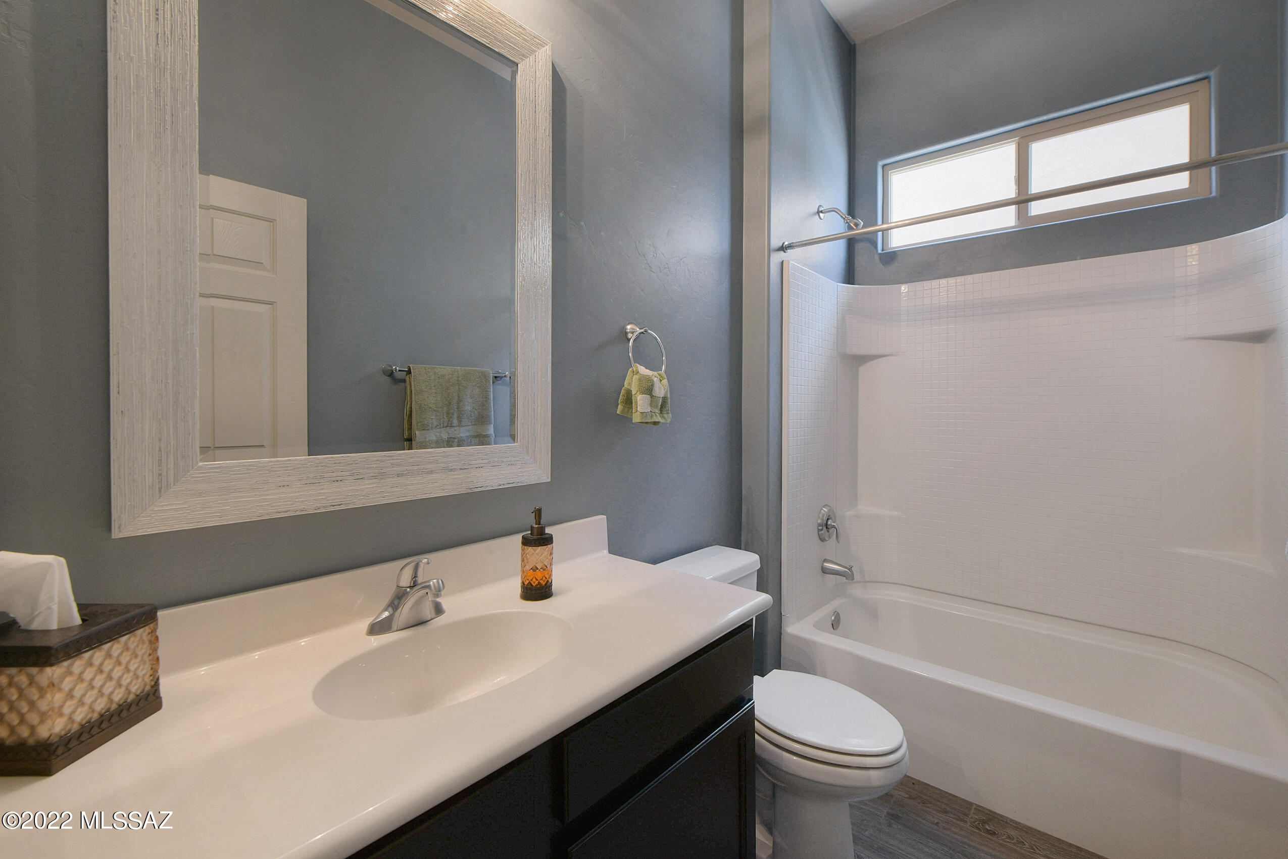 The Schoolyard SQ20152590529 - Residential