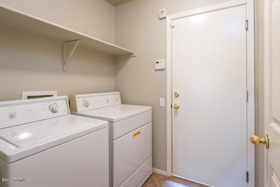 Bluffs (The) 2 - Residential Lease