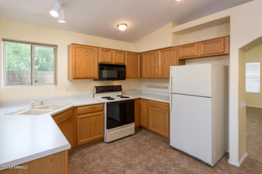 Bluffs (The) 2 - Residential Lease