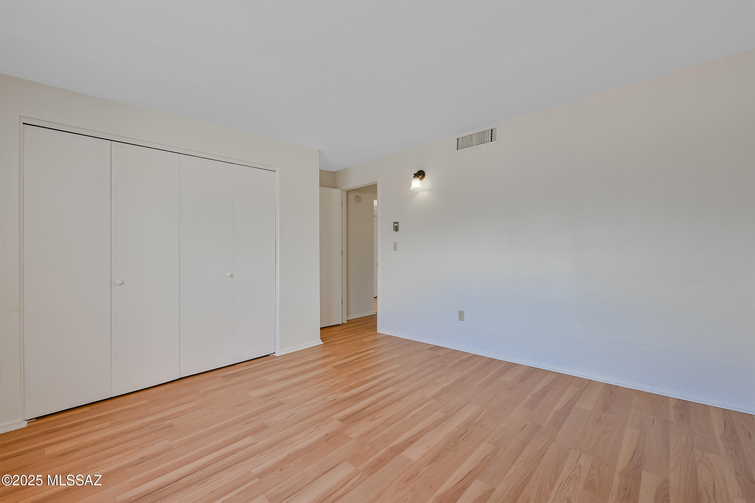 San Francisco Square (1-16) - Residential