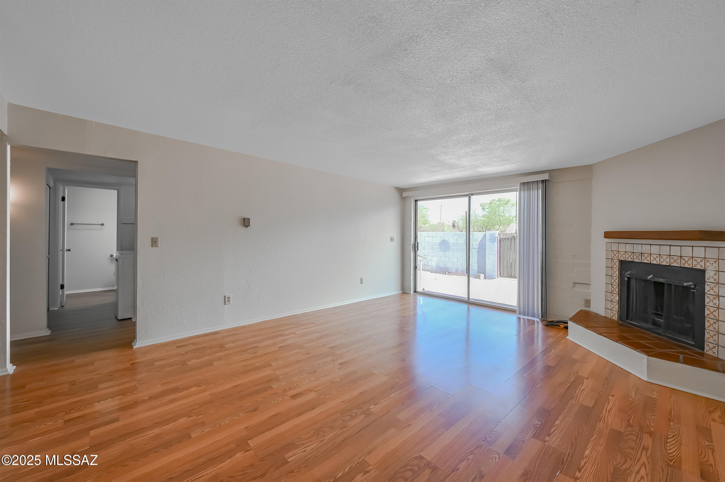 San Francisco Square (1-16) - Residential