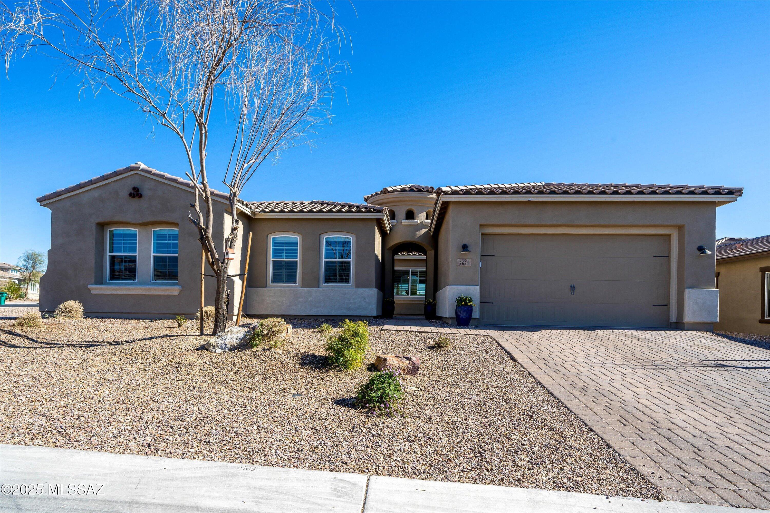 Blue Agave At Dove Mountain - Residential