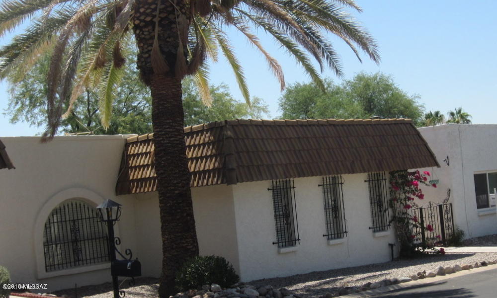 Shirley Manor Townhouses (1-52) - Residential