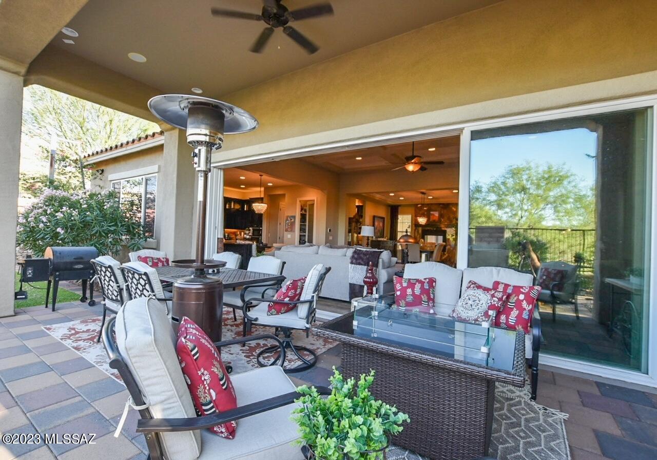 Golden Barrel Place At Dove Mountain SQ20141710079 - Residential