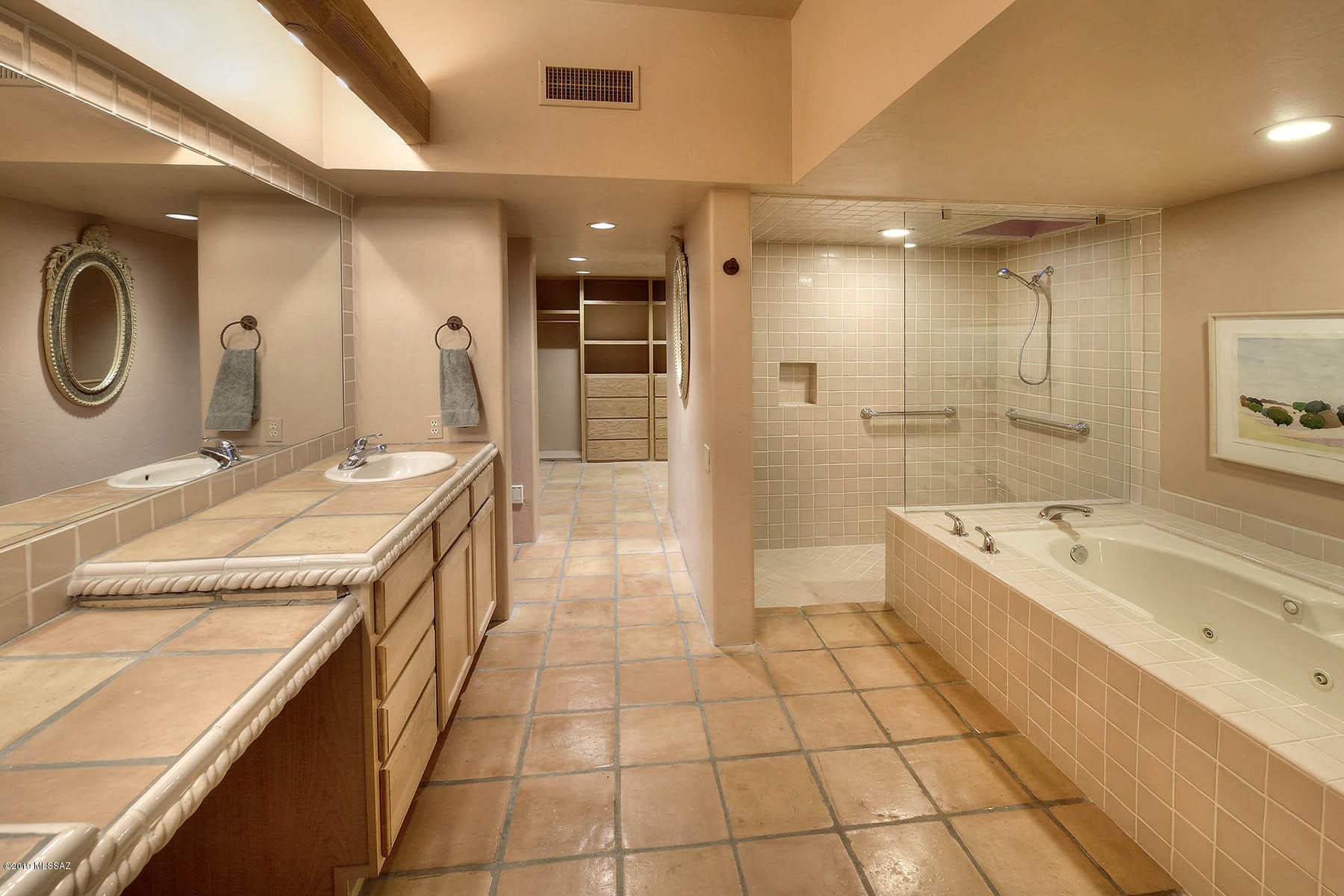 Village On Hacienda Del Sol - Residential