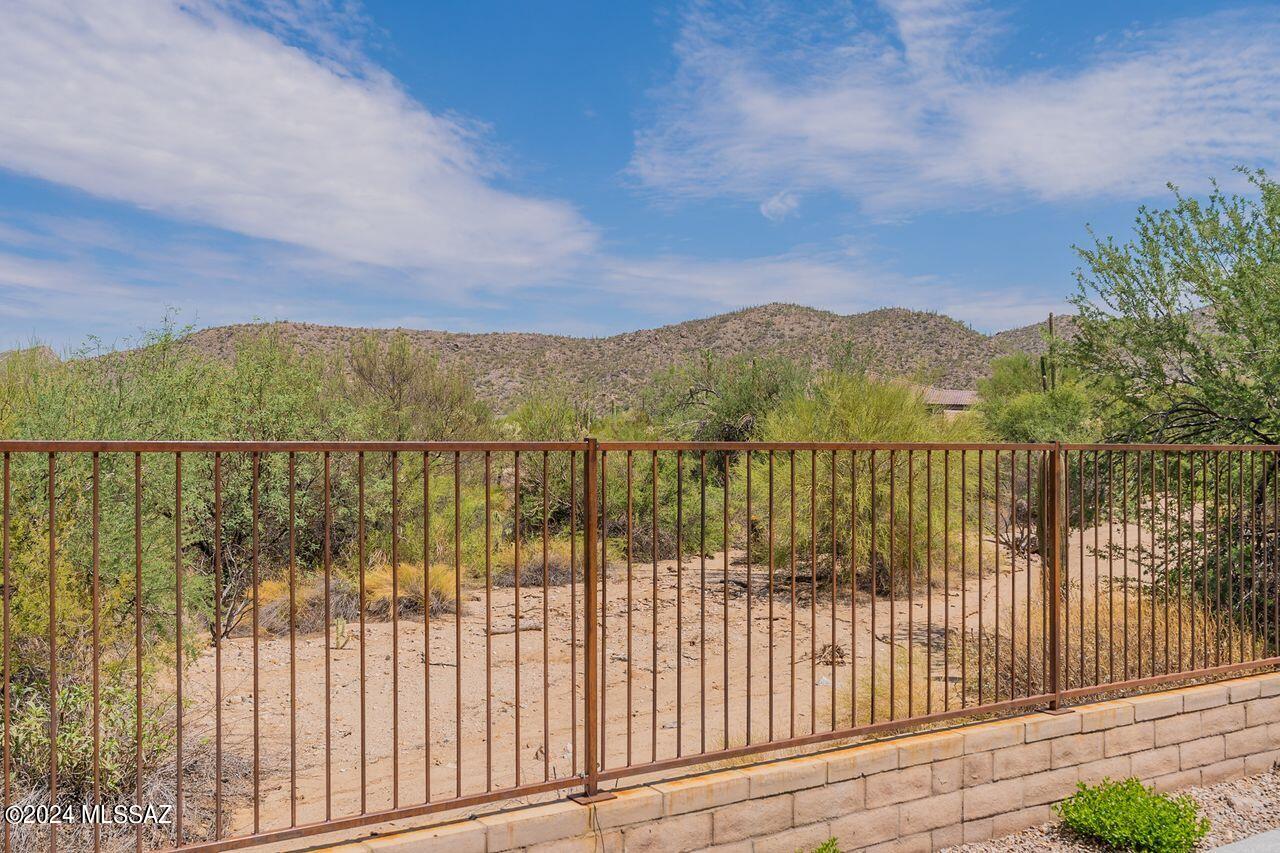 Boulder Bridge Pass II At Dove Mountain SQ20143250154 - Residential