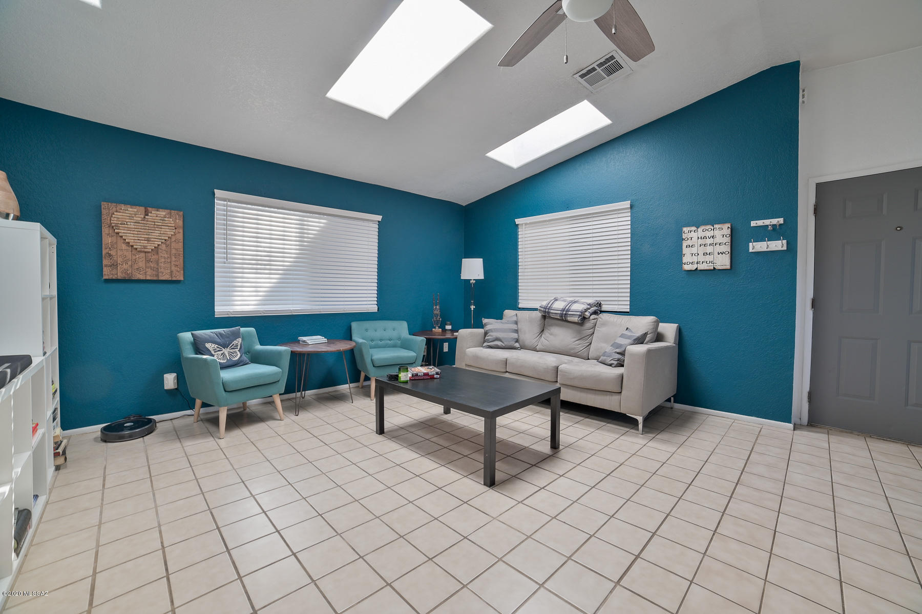 Hermosa Highlands (66-146) - Residential
