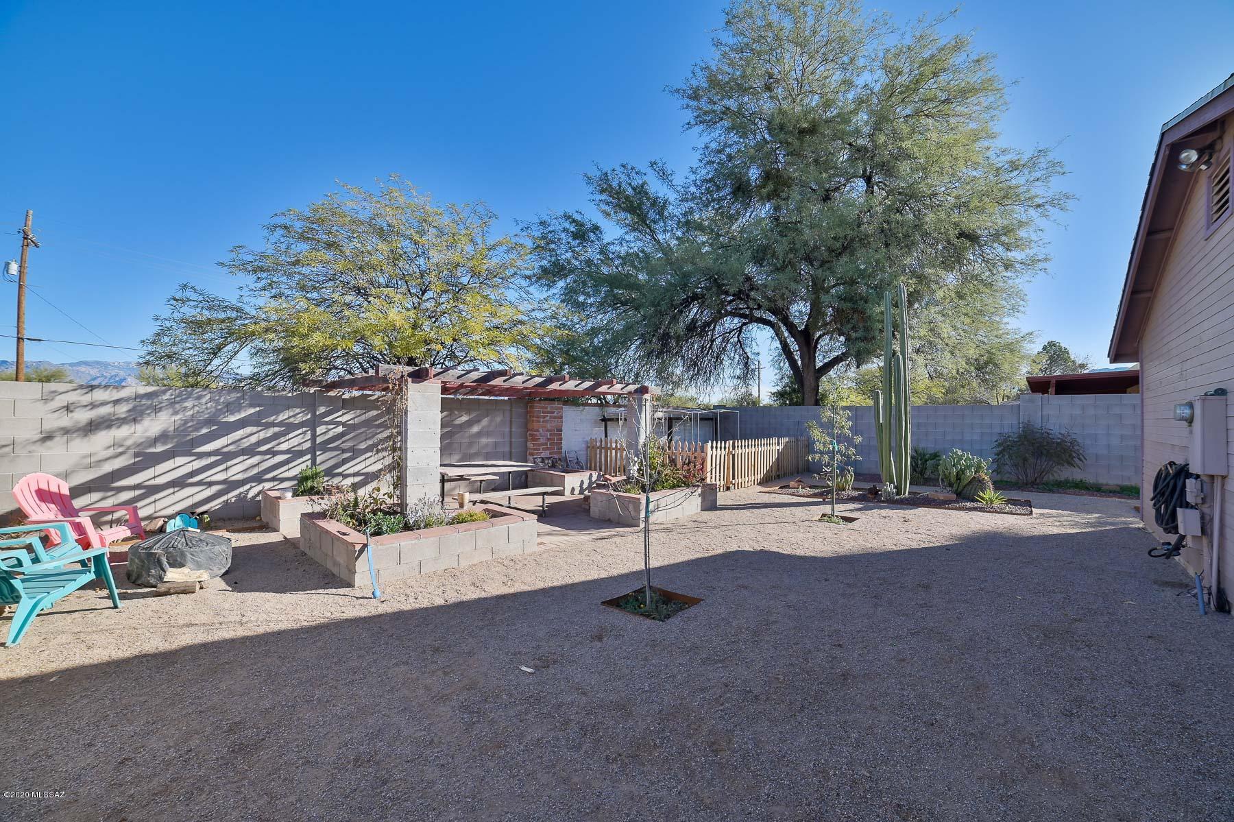 Hermosa Highlands (66-146) - Residential