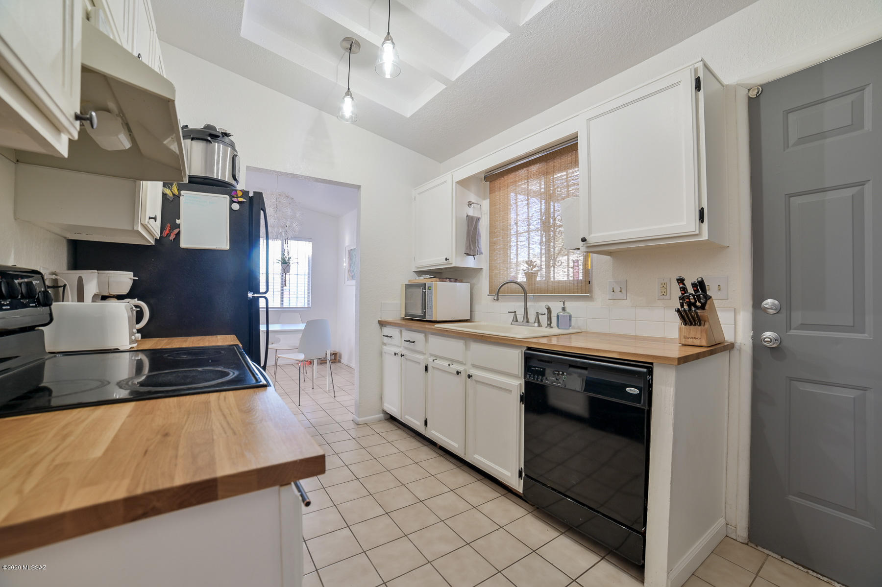 Hermosa Highlands (66-146) - Residential