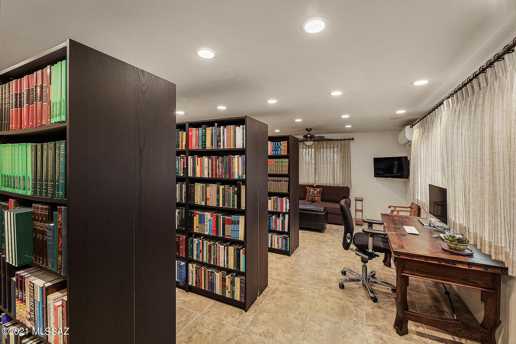 Santa Catalina Estates NO. 4 (1-180) - Residential