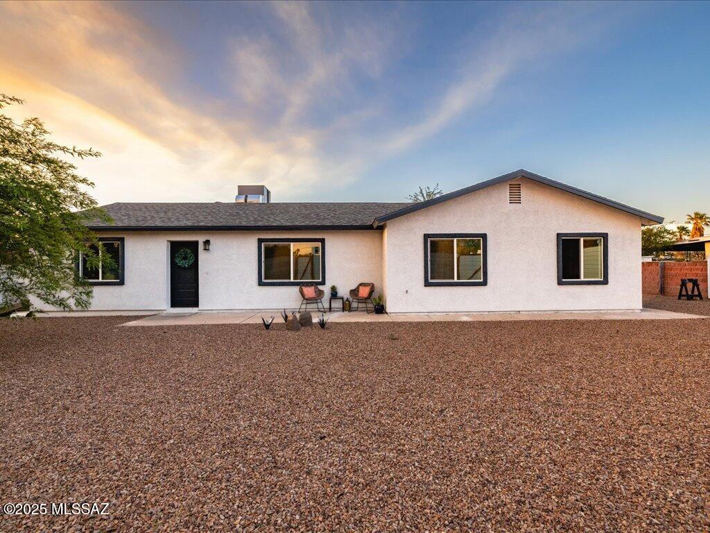 6809 E Calle Ileo