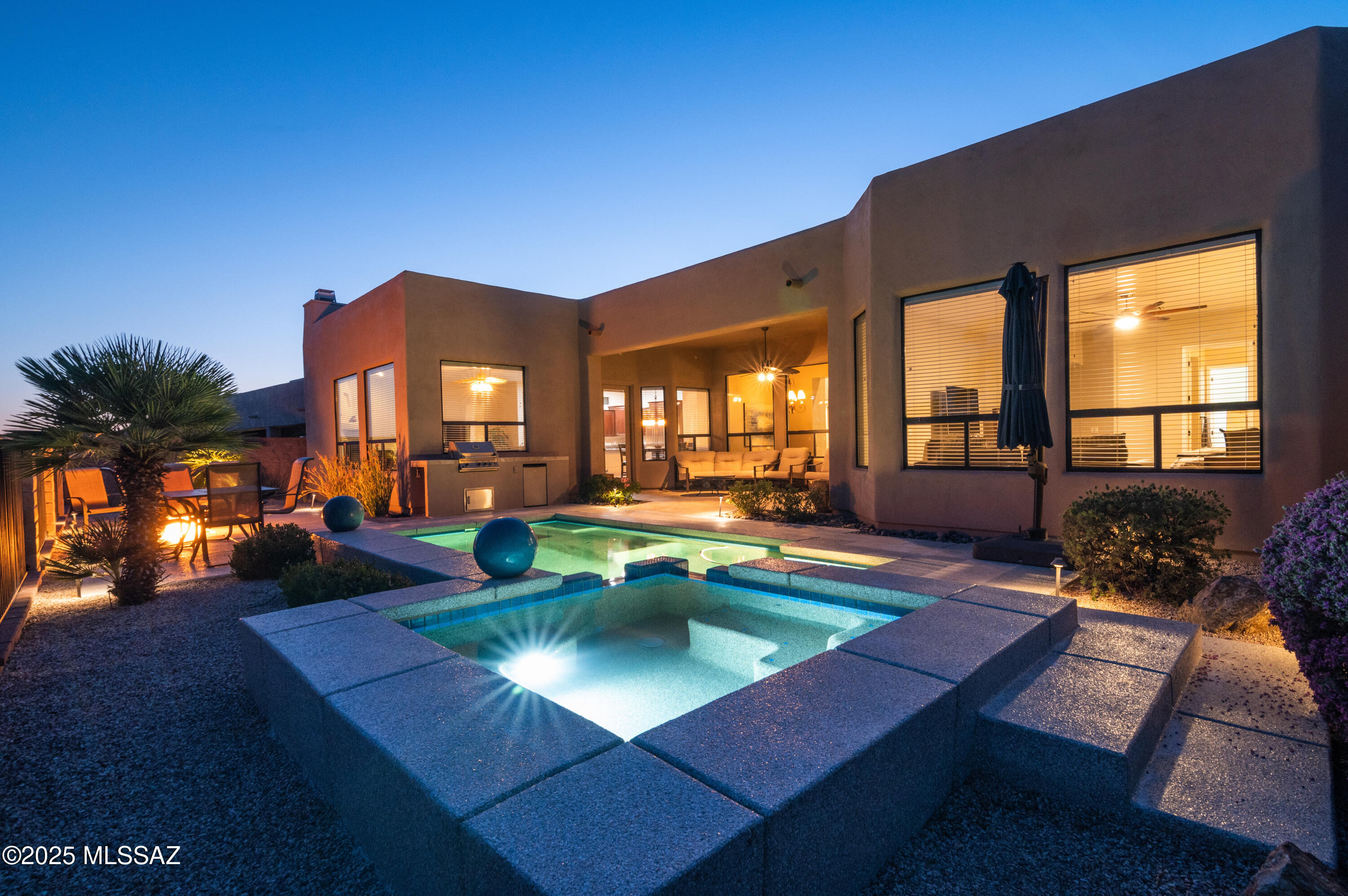 12446 N Fallen Shadows Drive