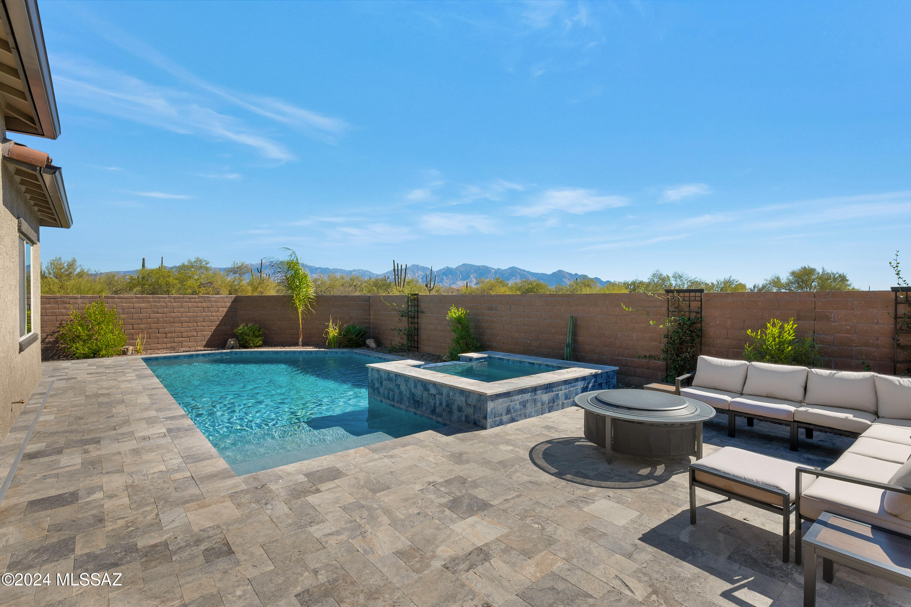 3845 W Carpas Wash Court