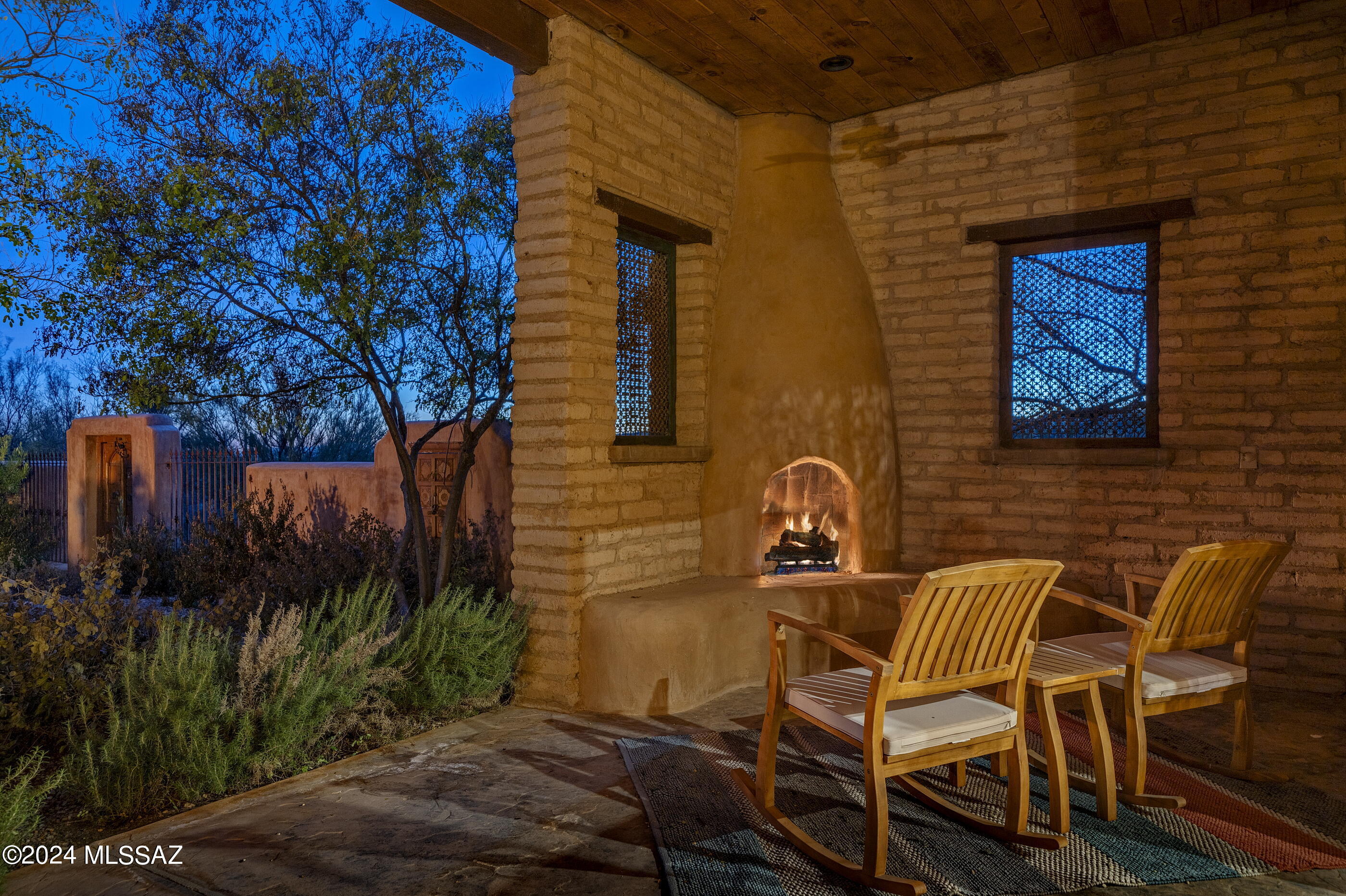 Honey Bee Ridge(The Estates At) - Residential