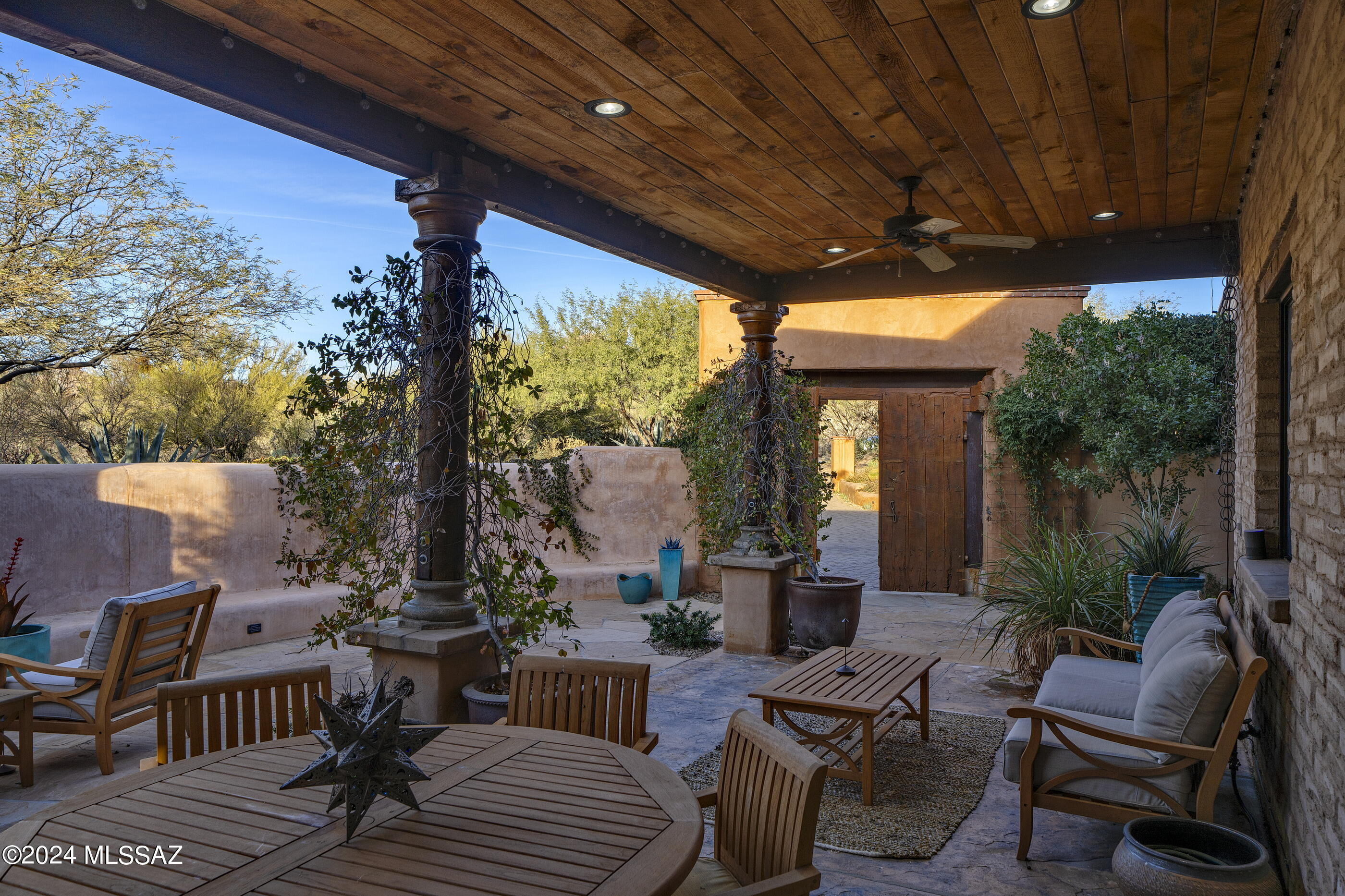 Honey Bee Ridge(The Estates At) - Residential