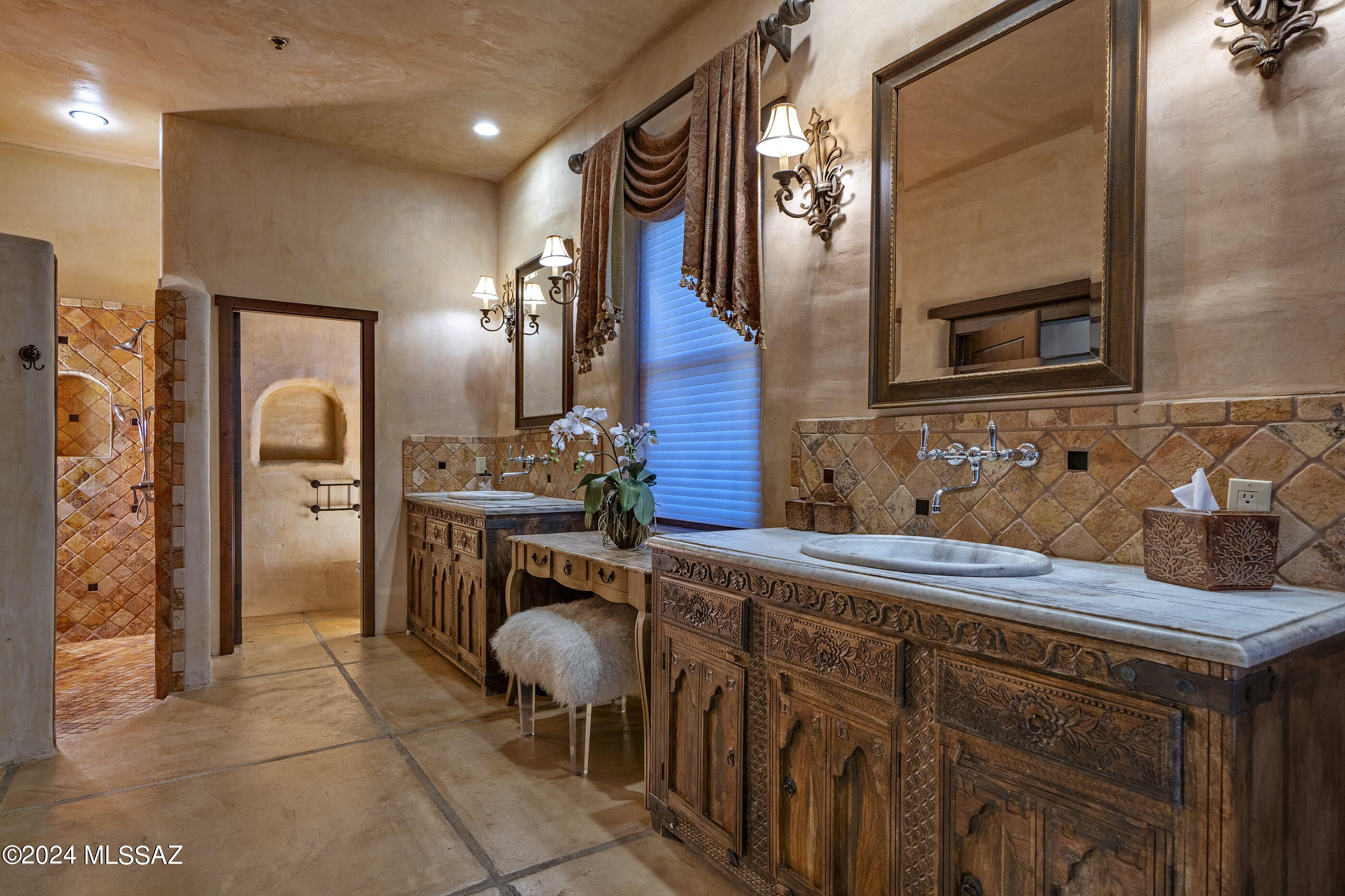 Honey Bee Ridge(The Estates At) - Residential