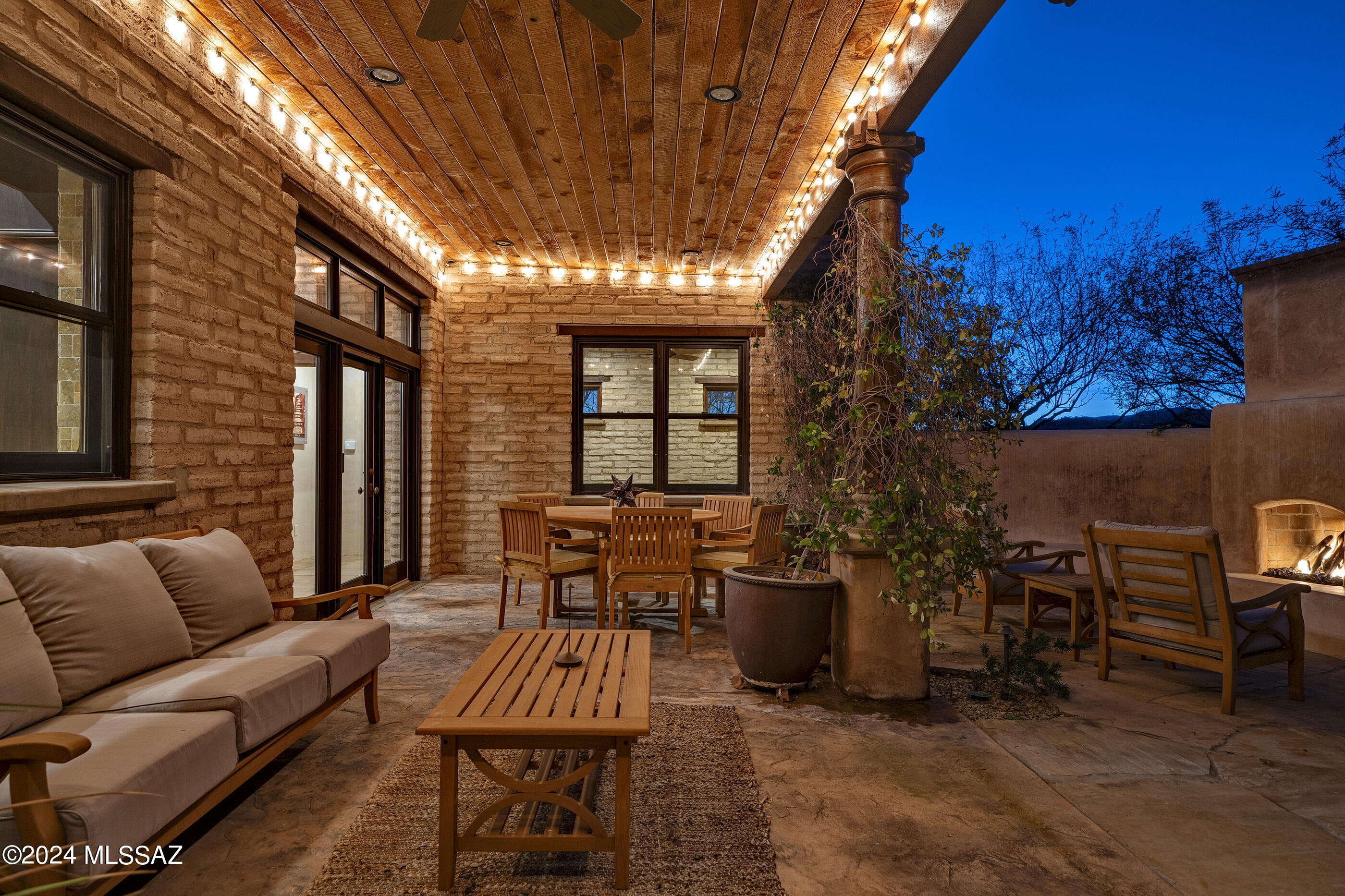 Honey Bee Ridge(The Estates At) - Residential