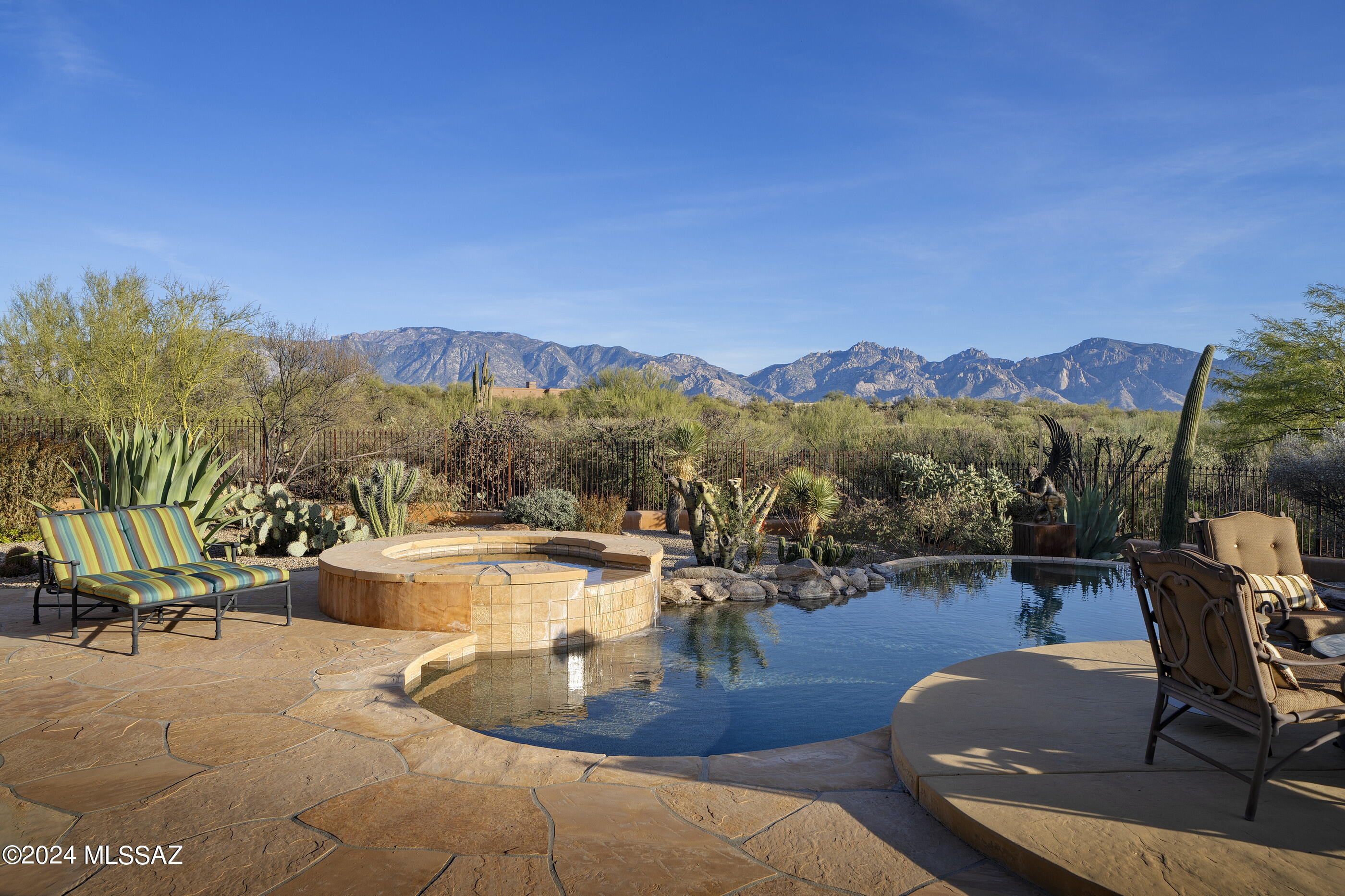 Honey Bee Ridge(The Estates At) - Residential