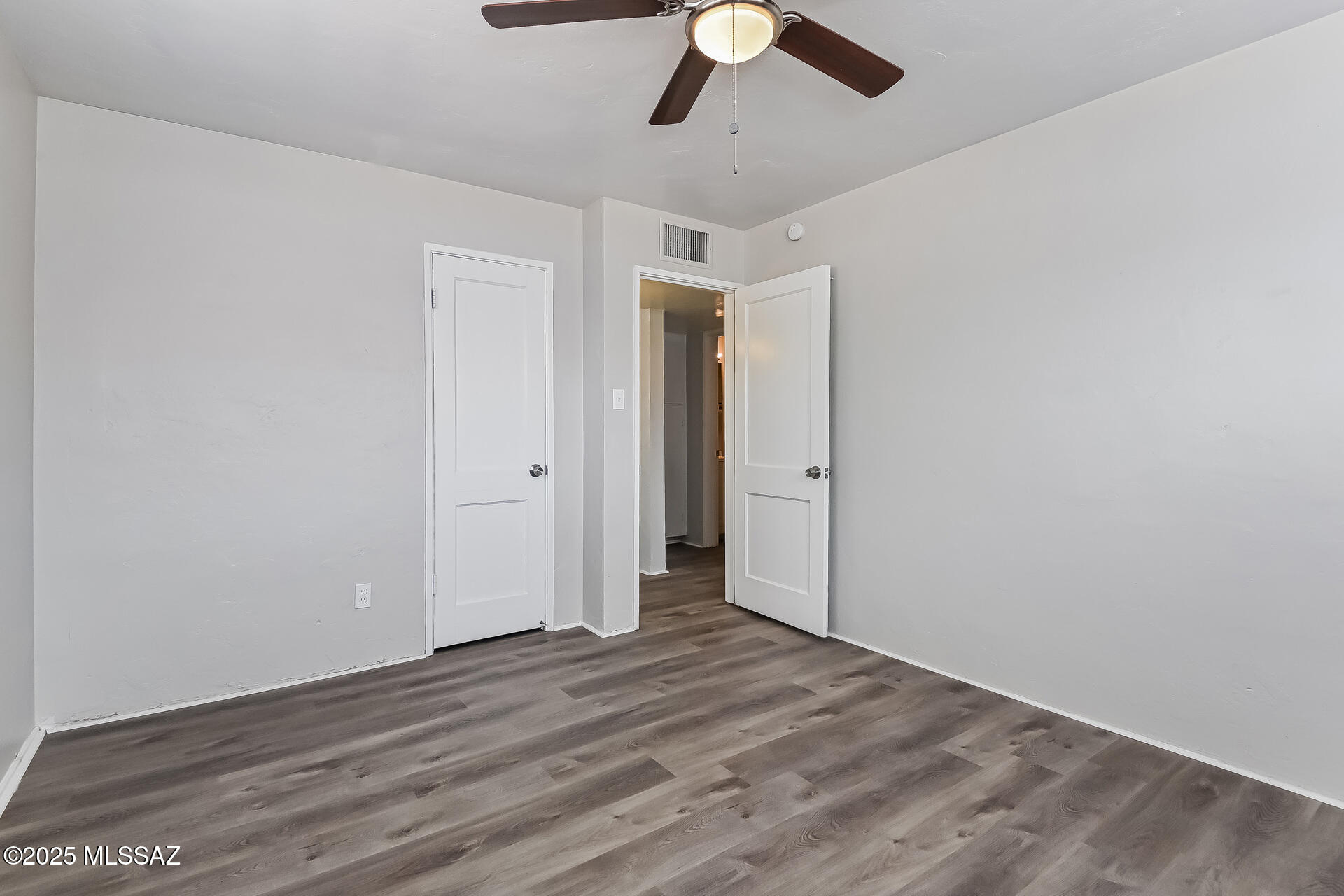 Mission Manor 5 Amd - Residential Lease