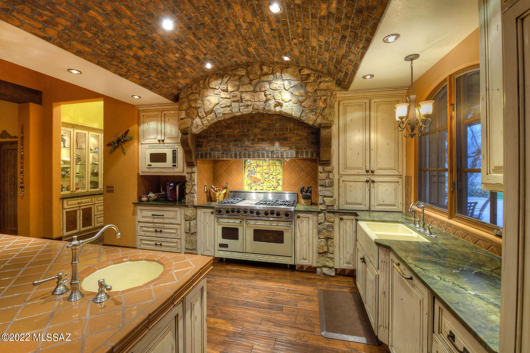 Country Club Estates NO. 1 - Residential