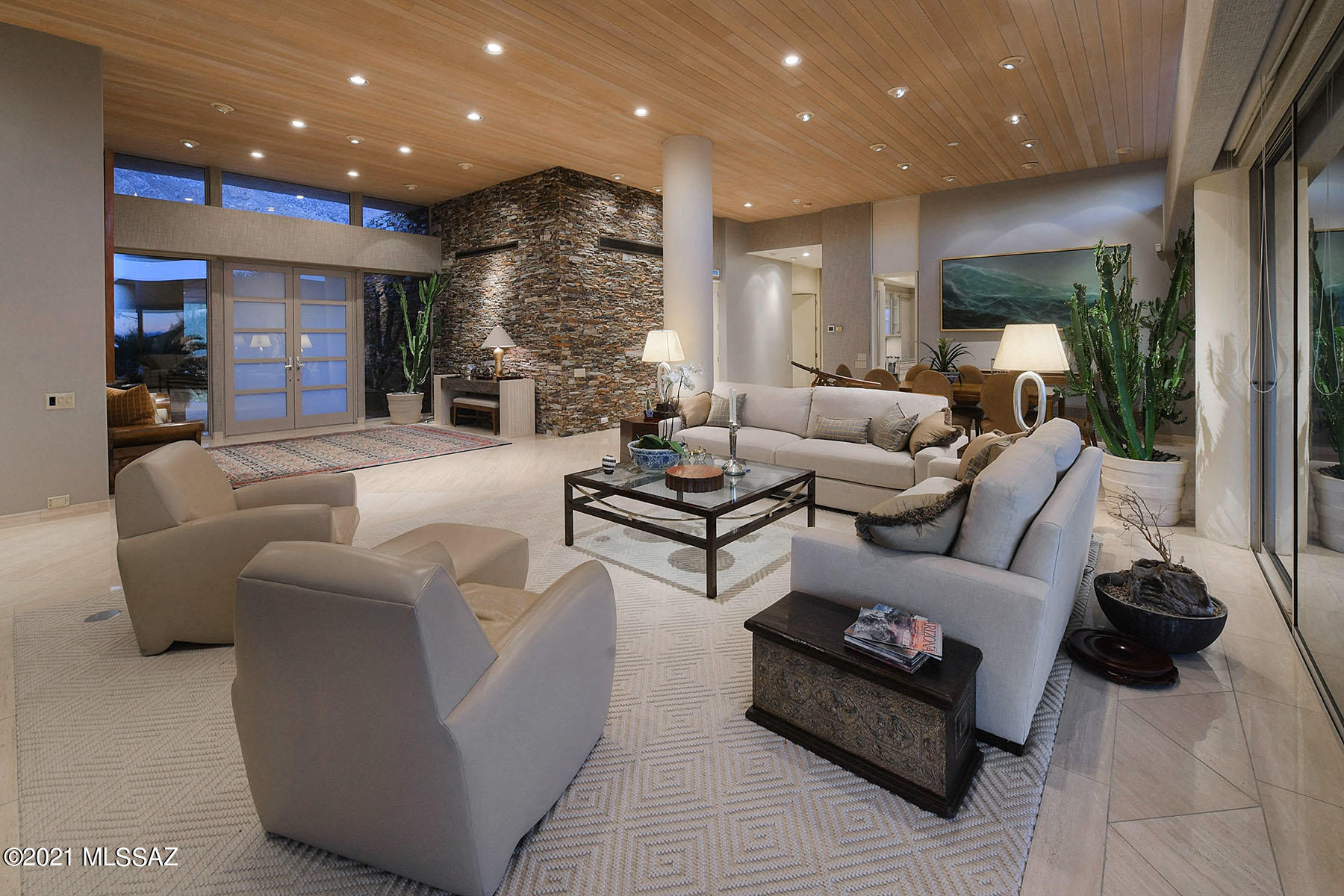 Finisterra (1-210) - Residential