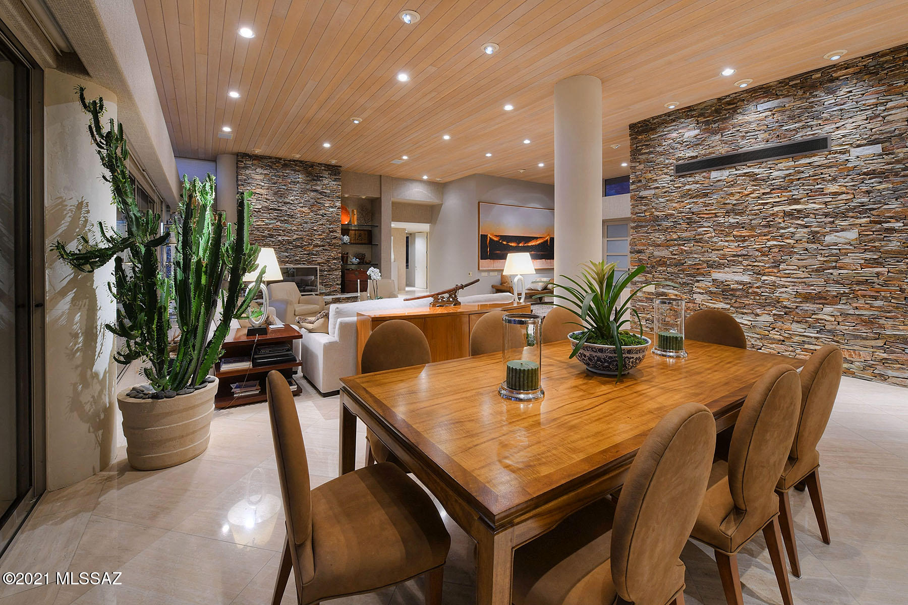 Finisterra (1-210) - Residential