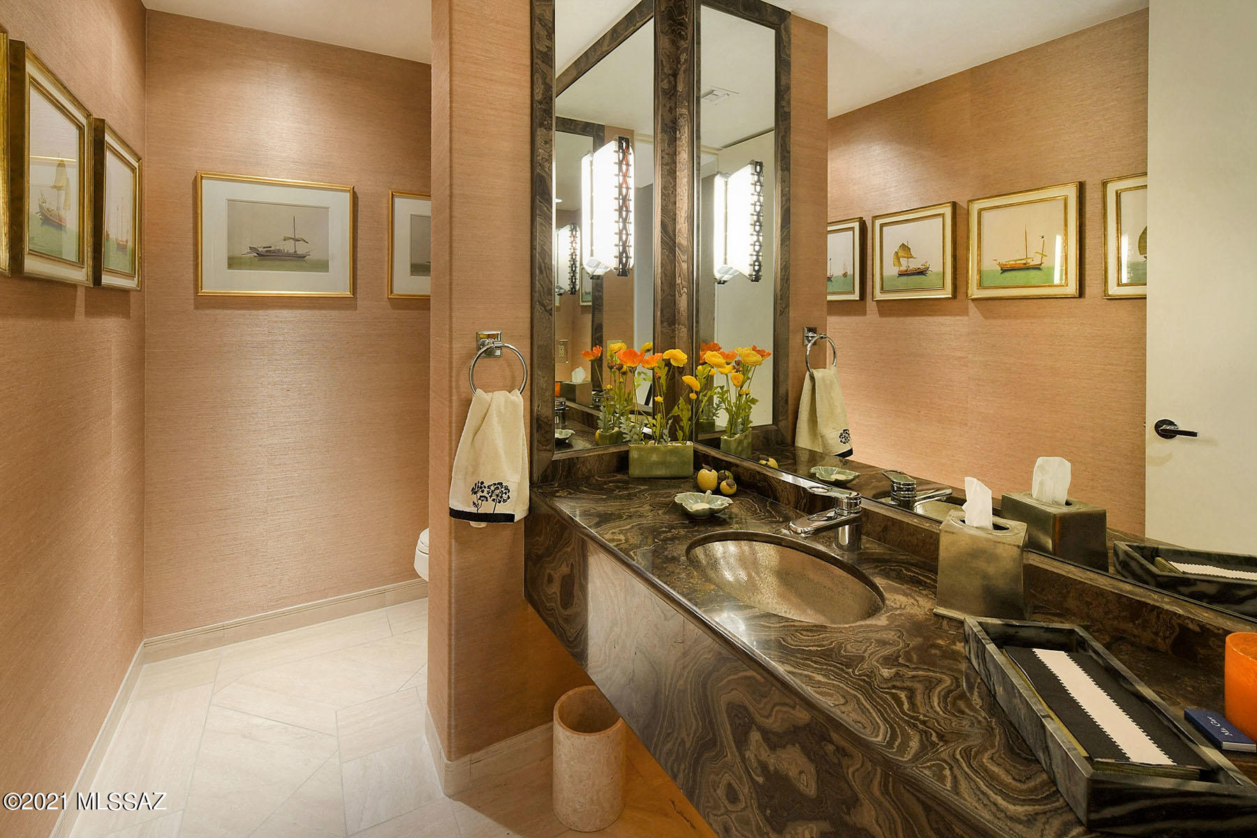 Finisterra (1-210) - Residential