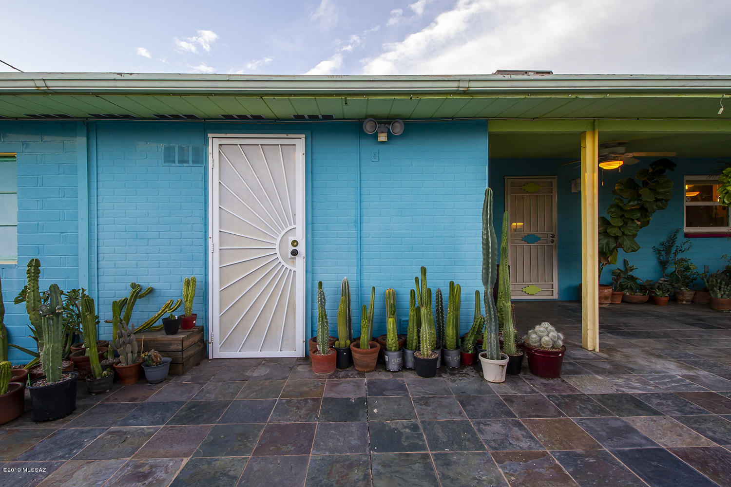 Del Monte Village - Residential