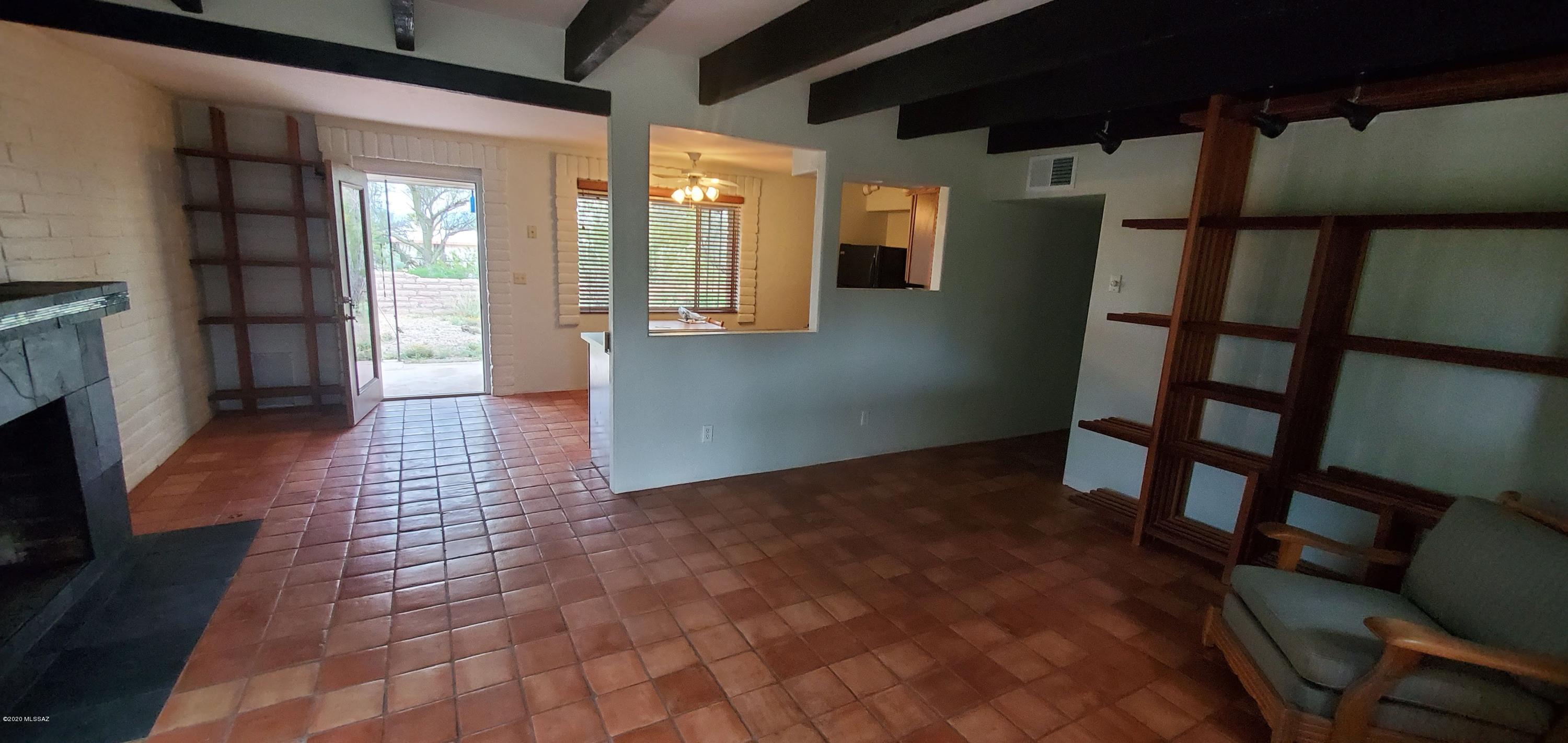 Unsubdivided - Residential Lease