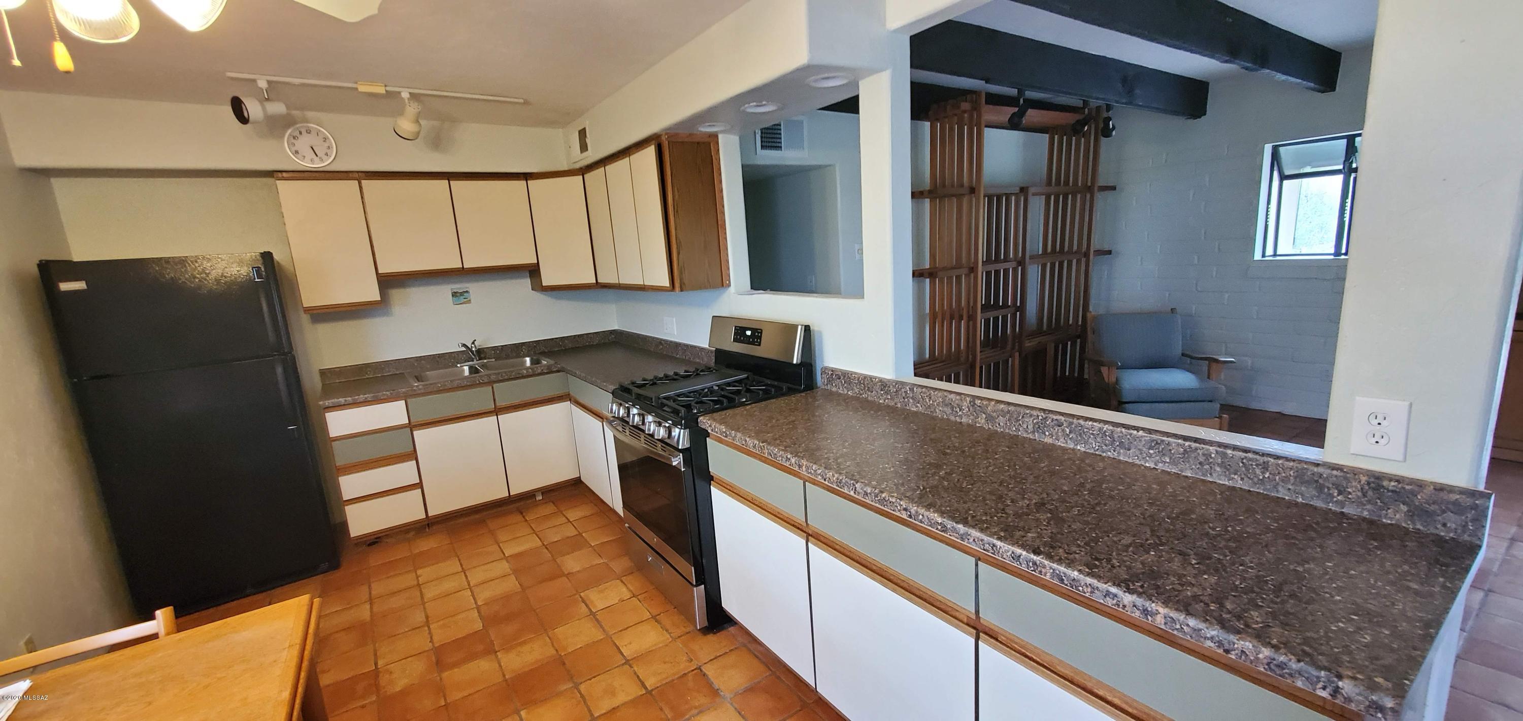 Unsubdivided - Residential Lease
