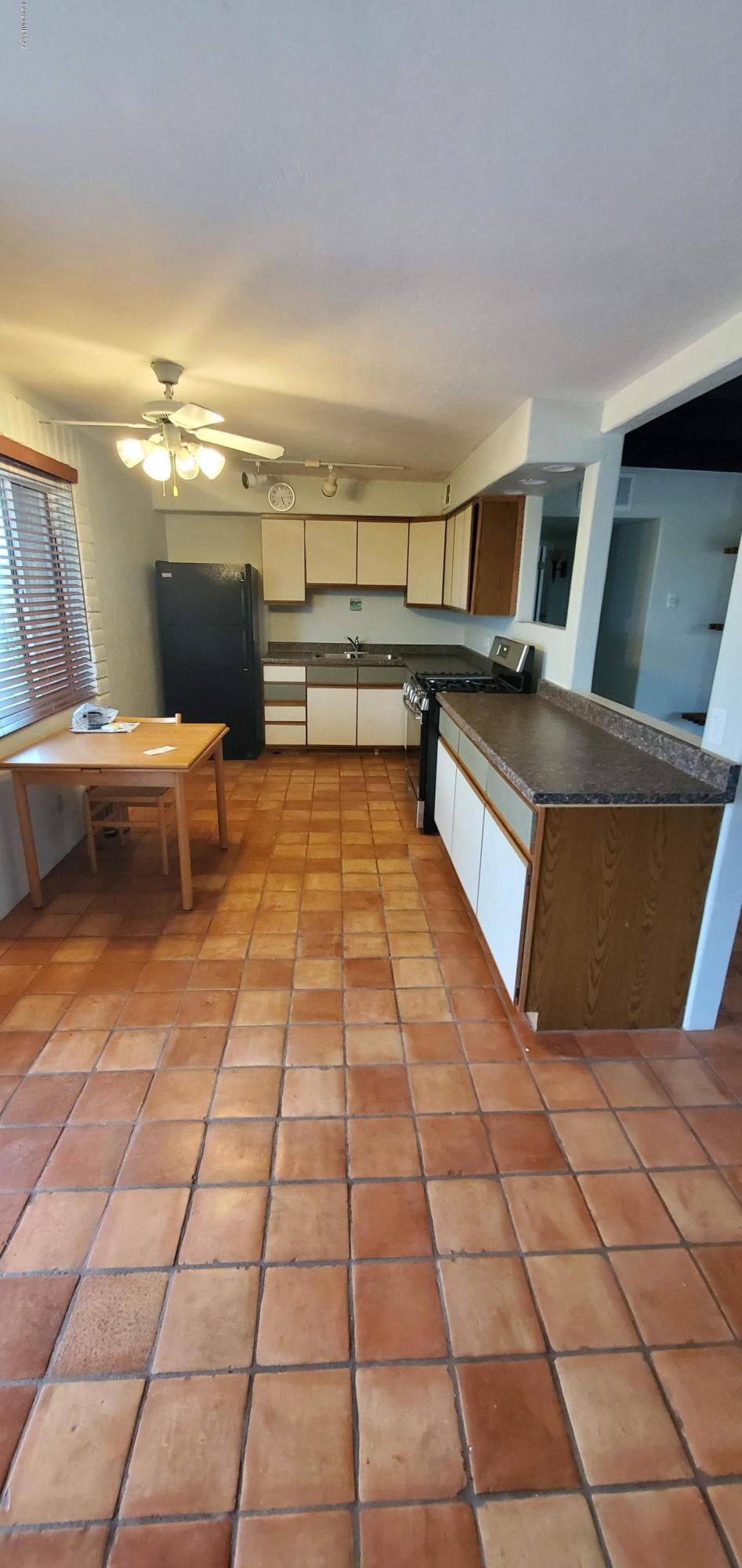Unsubdivided - Residential Lease