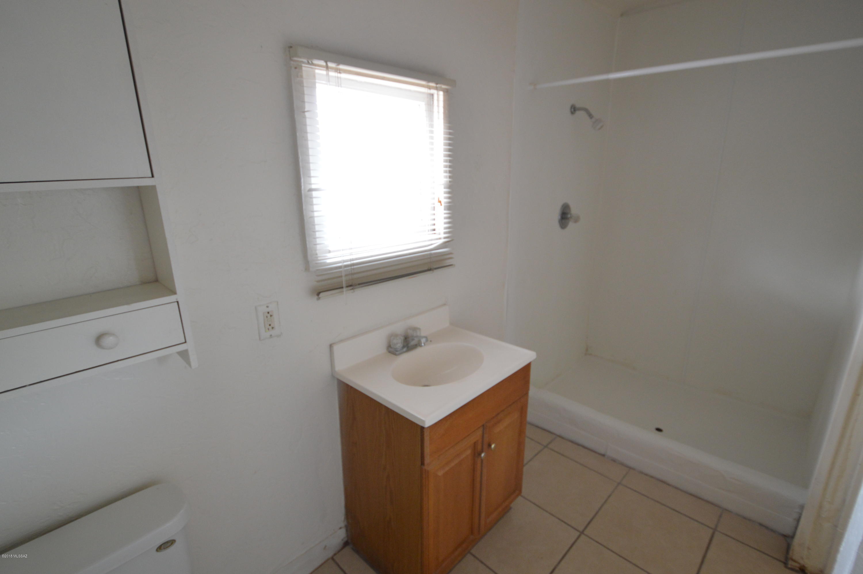 Catalina Farms - Residential Income