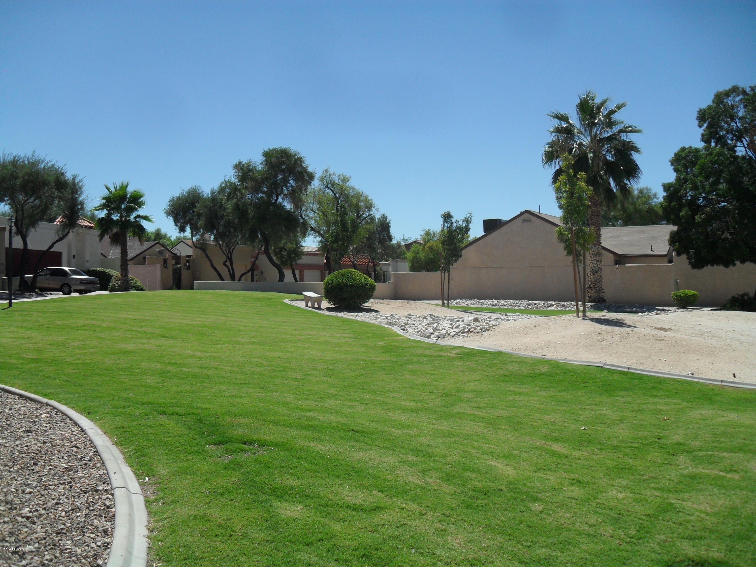 Miramonte Townhomes (1-67) - Residential