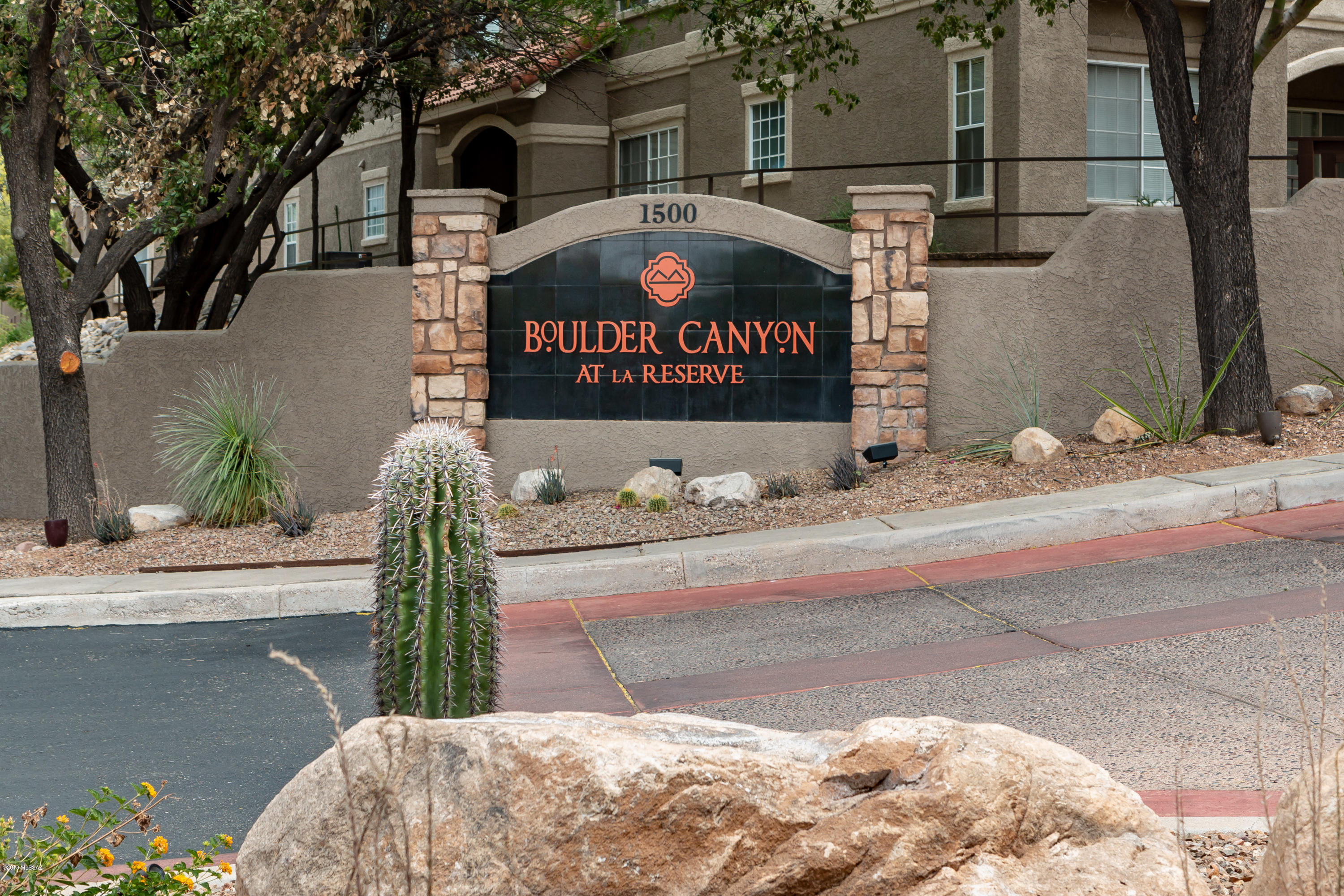 The Boulders at La Reserve Condominiums - Residential