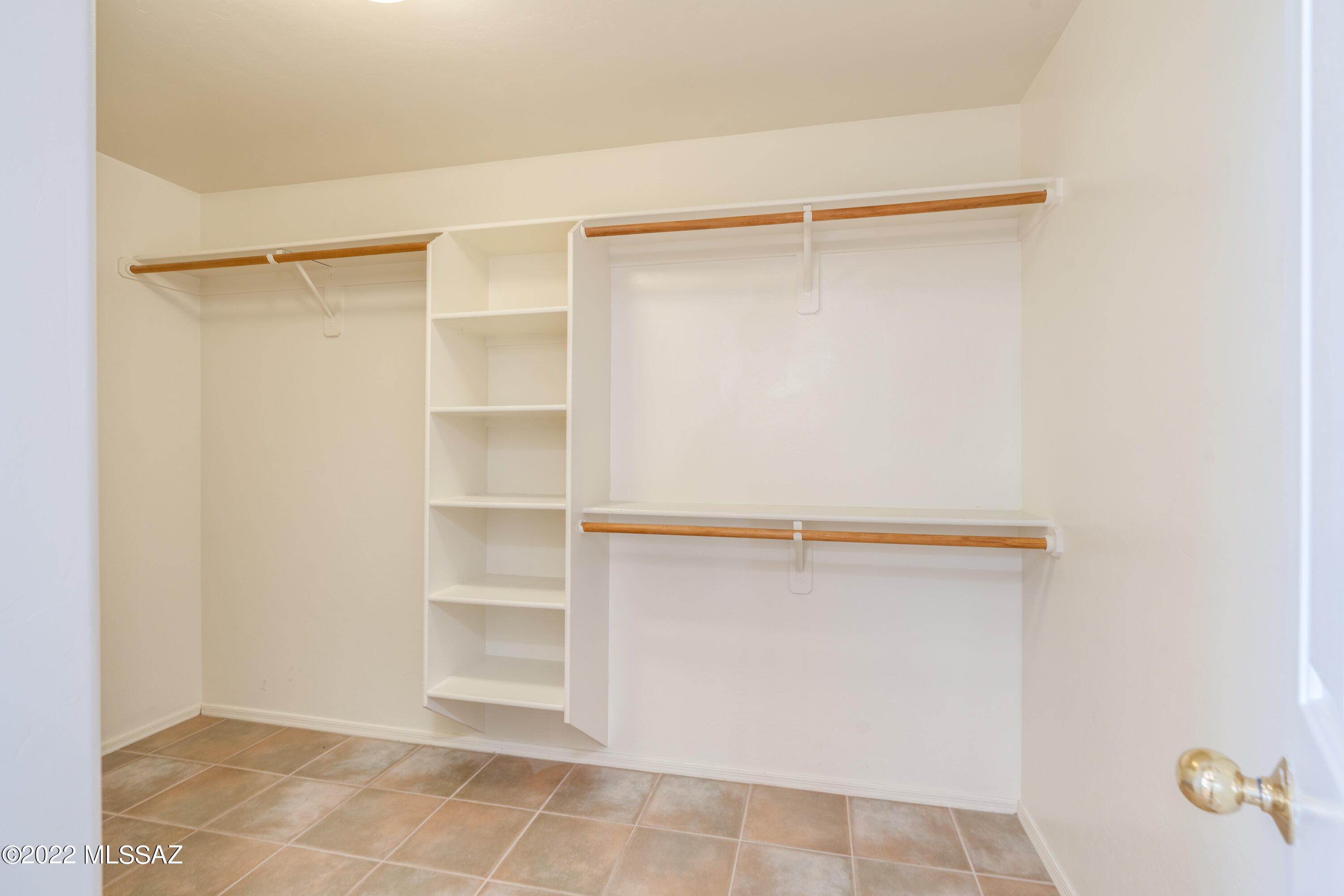 Colonia Verde (1-12) - Residential