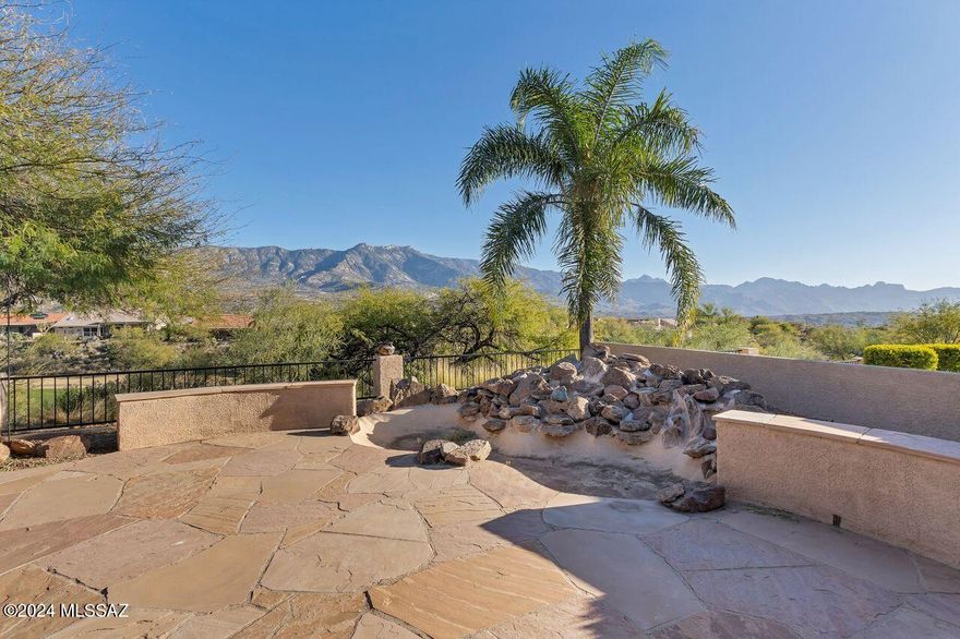 Breathtaking mountain and lush golf course views and moonlit skies from your kitchen, dining, great room, main bedroom-and on the privacy of your patio. This spacious single-story Galleria boasts 3 bedrooms, a versatile den, vaulted ceilings, and an open floorplan. Bright kitchen is a chef's dream w/Stonite counters, large island, a cozy nook, and bar seating. Enjoy the den and great room with special built-ins. The main bedroom has a seating area, soaking tub, and a custom shower. You will love the flexible living and dining space for special occasions with a glowing fireplace. PLUS a Casita with a mini kitchen, pull-down bed, wet bar, and hobby area. Full 3 car garage, central vac, full covered back patio, flagstone seating areas, citrus trees, and a soothing and enjoyable waterfall.