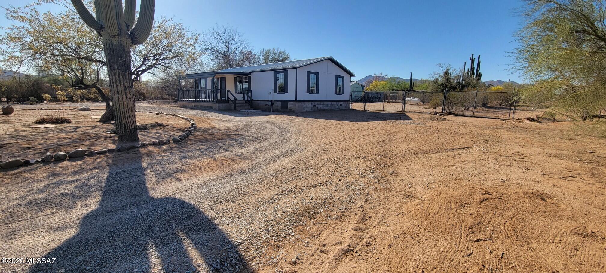 7030 N Featherstone Trail