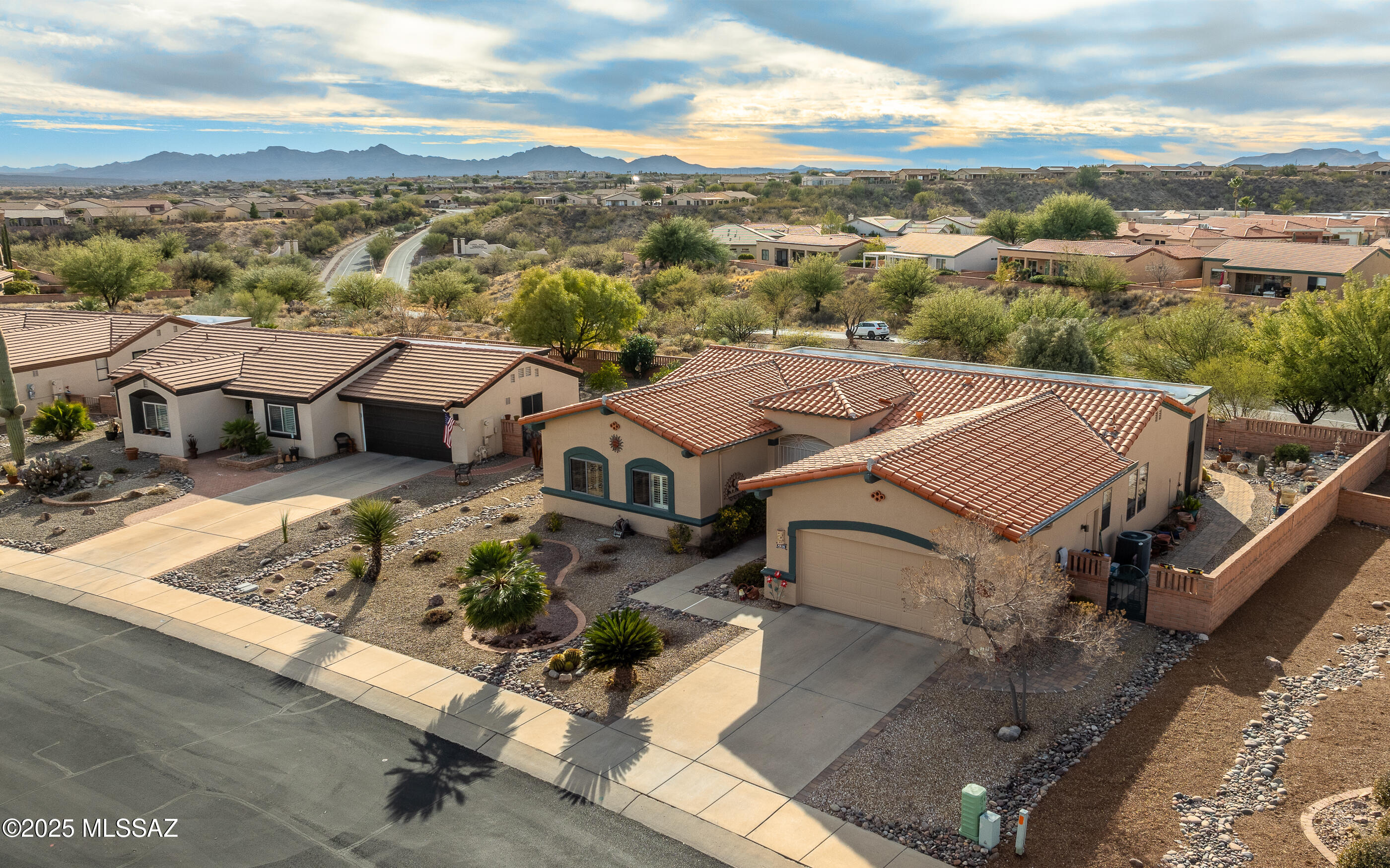 San Ignacio Vistas (1-223) - Residential