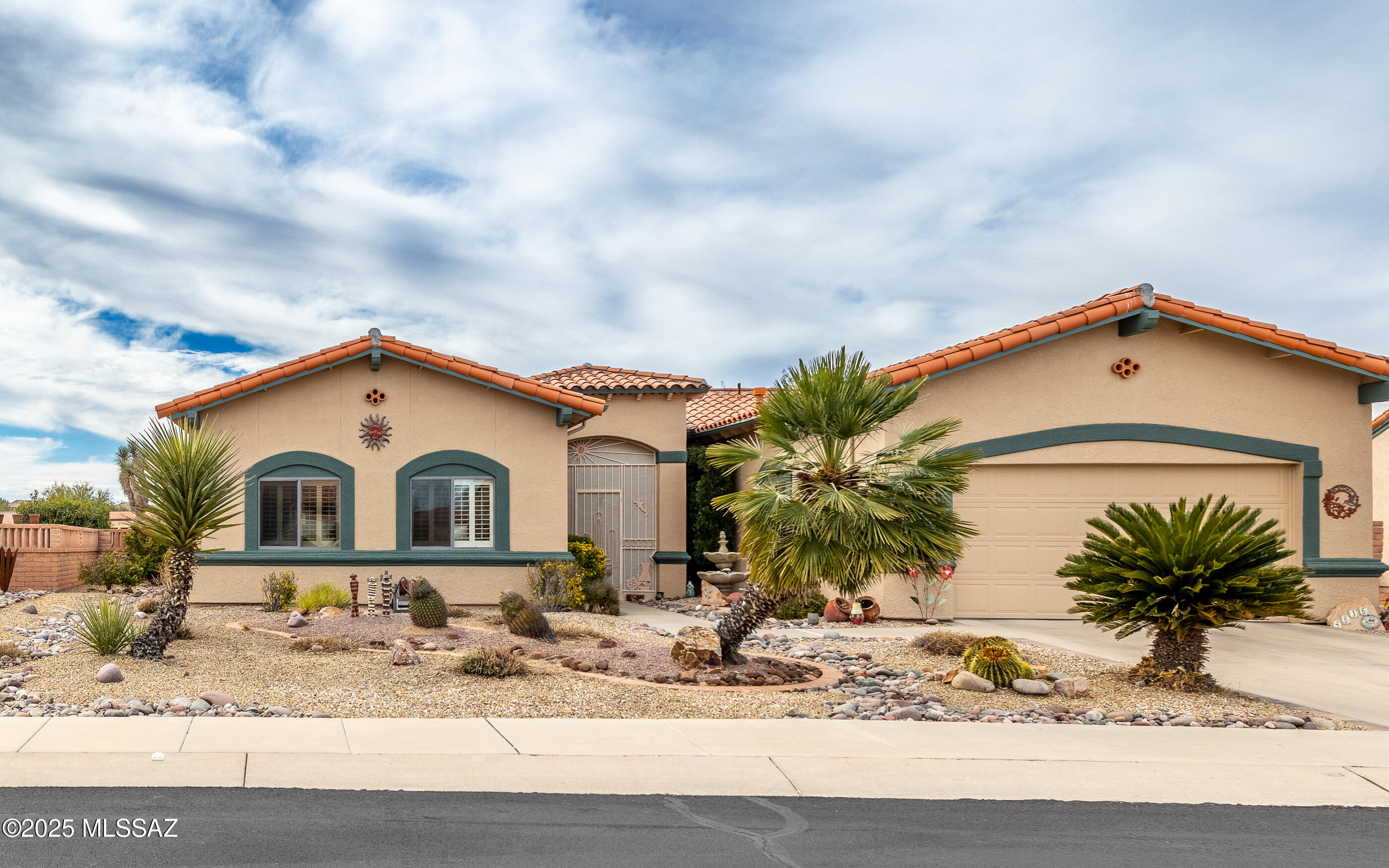 San Ignacio Vistas (1-223) - Residential