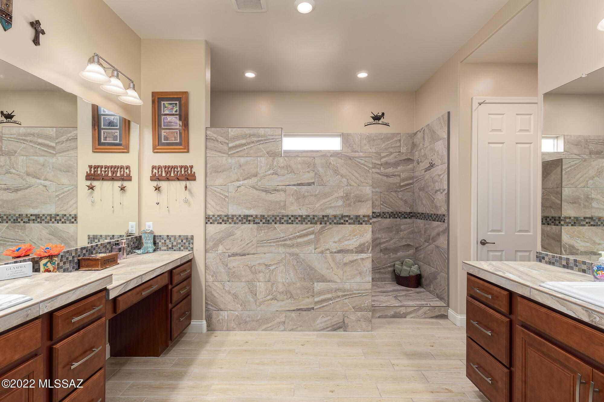 Eagles Rest SQ20152890001 - Residential