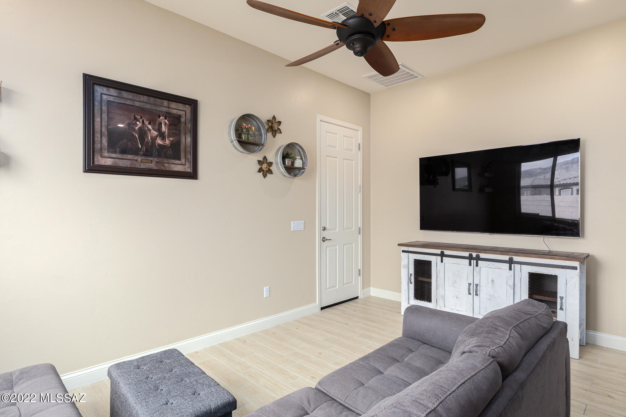Eagles Rest SQ20152890001 - Residential