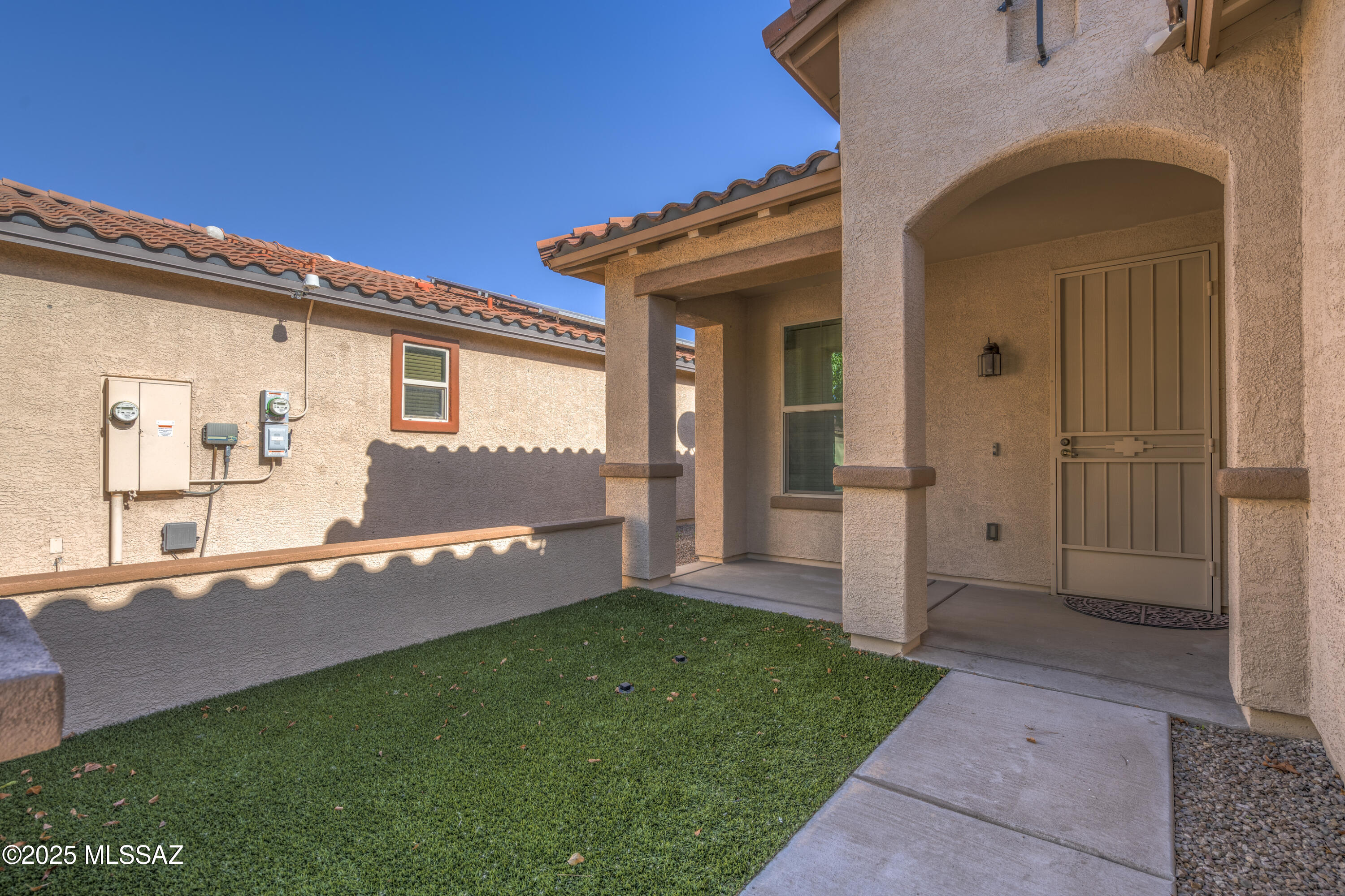 8592 N Western Juniper Terrace