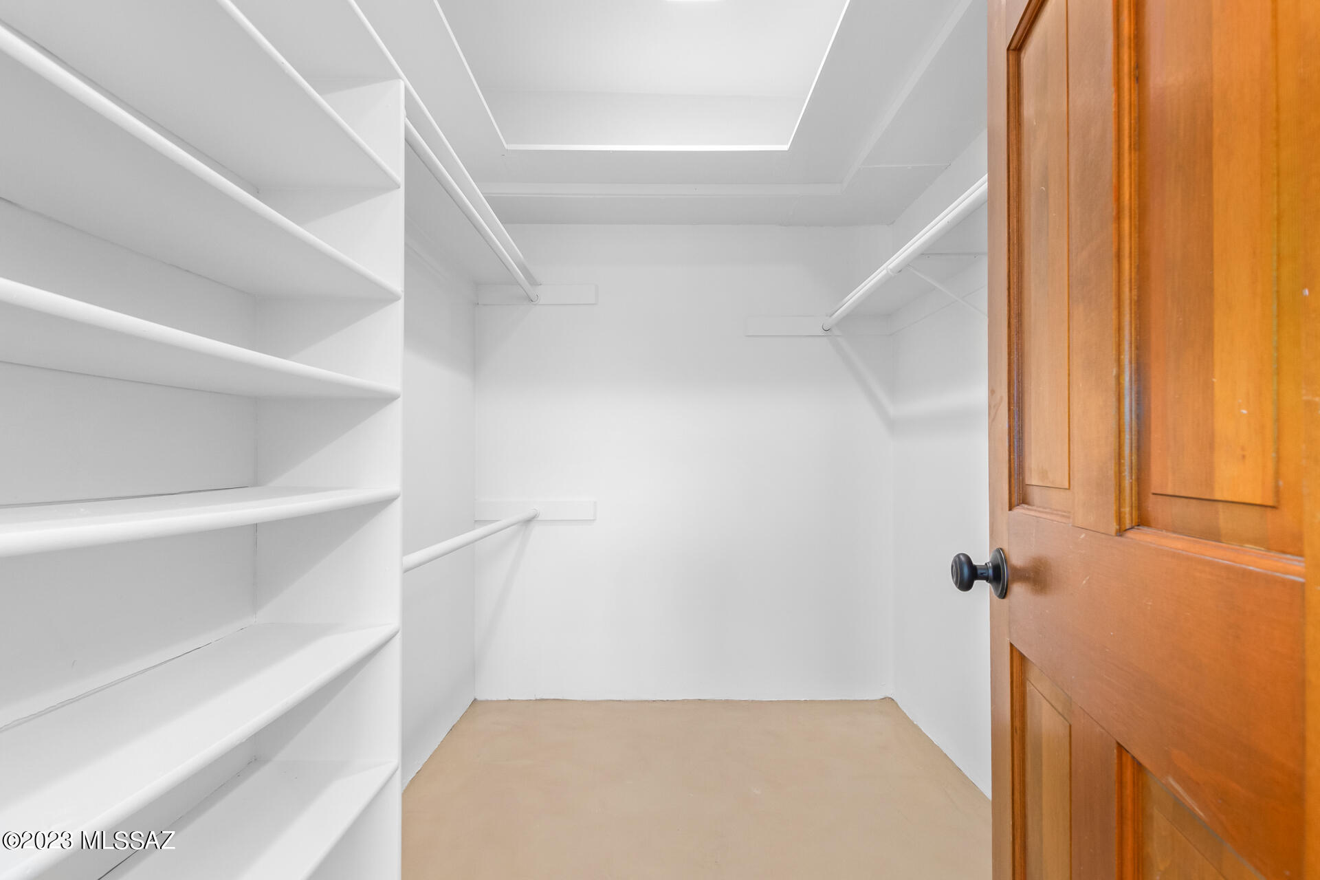 Las Alturas (1-167) - Residential