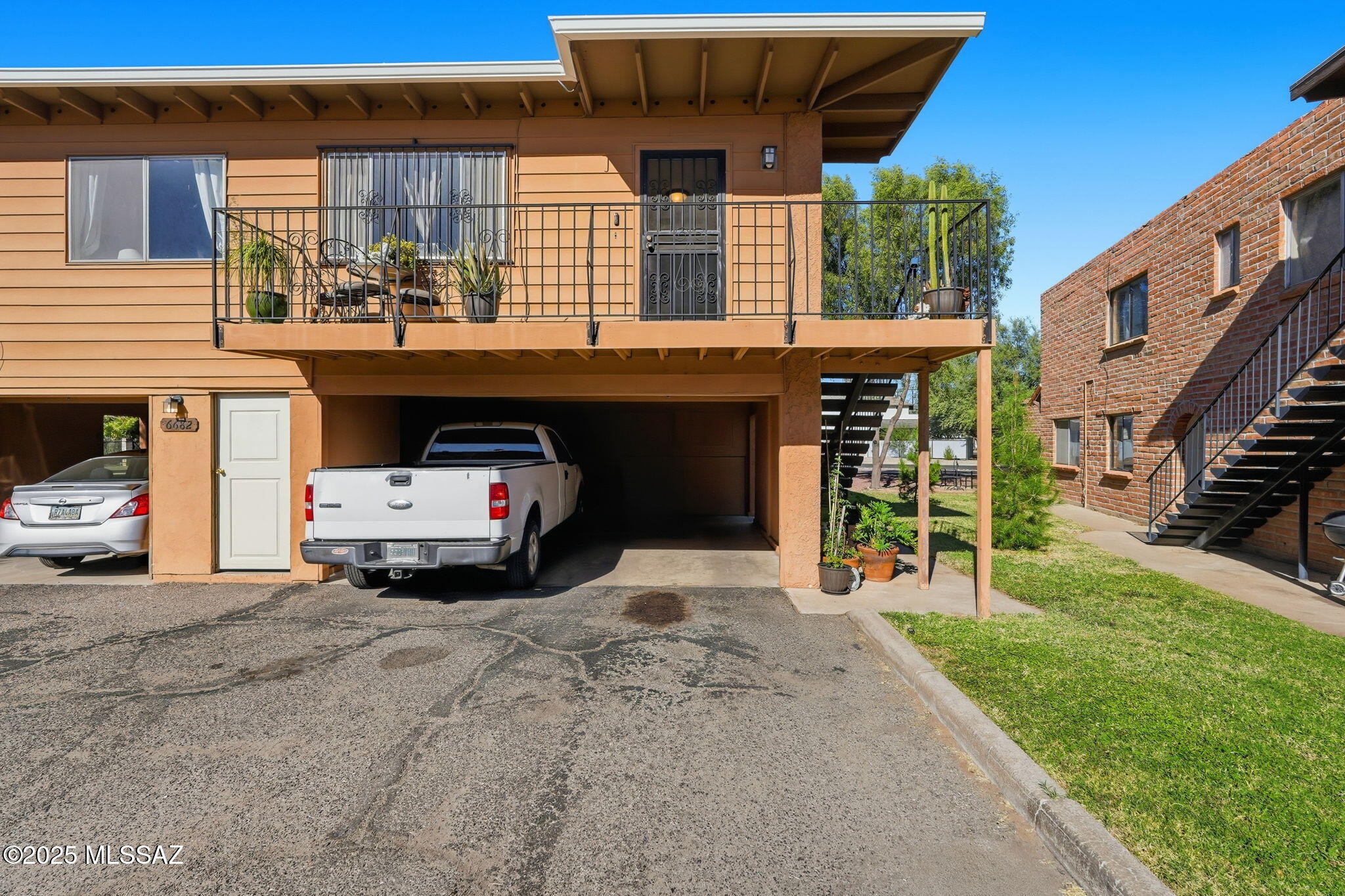 6682 E Calle Alegria D