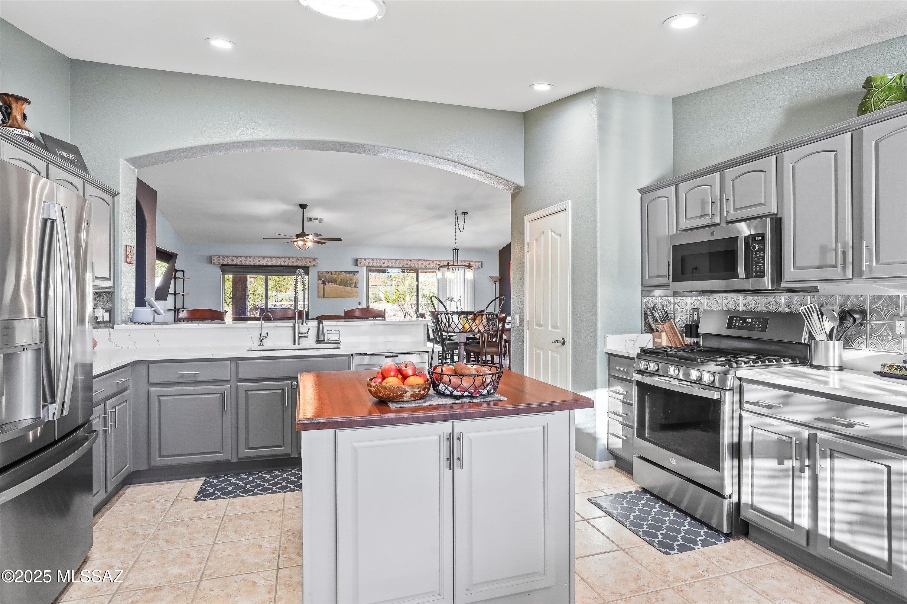 Saddlebrooke - Residential