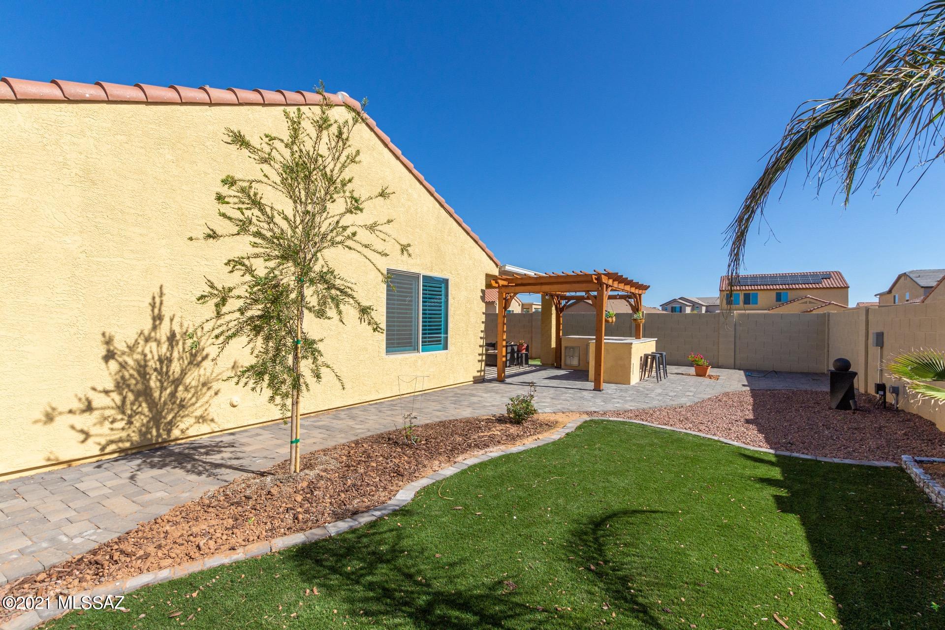 Red Rock Village - Residential
